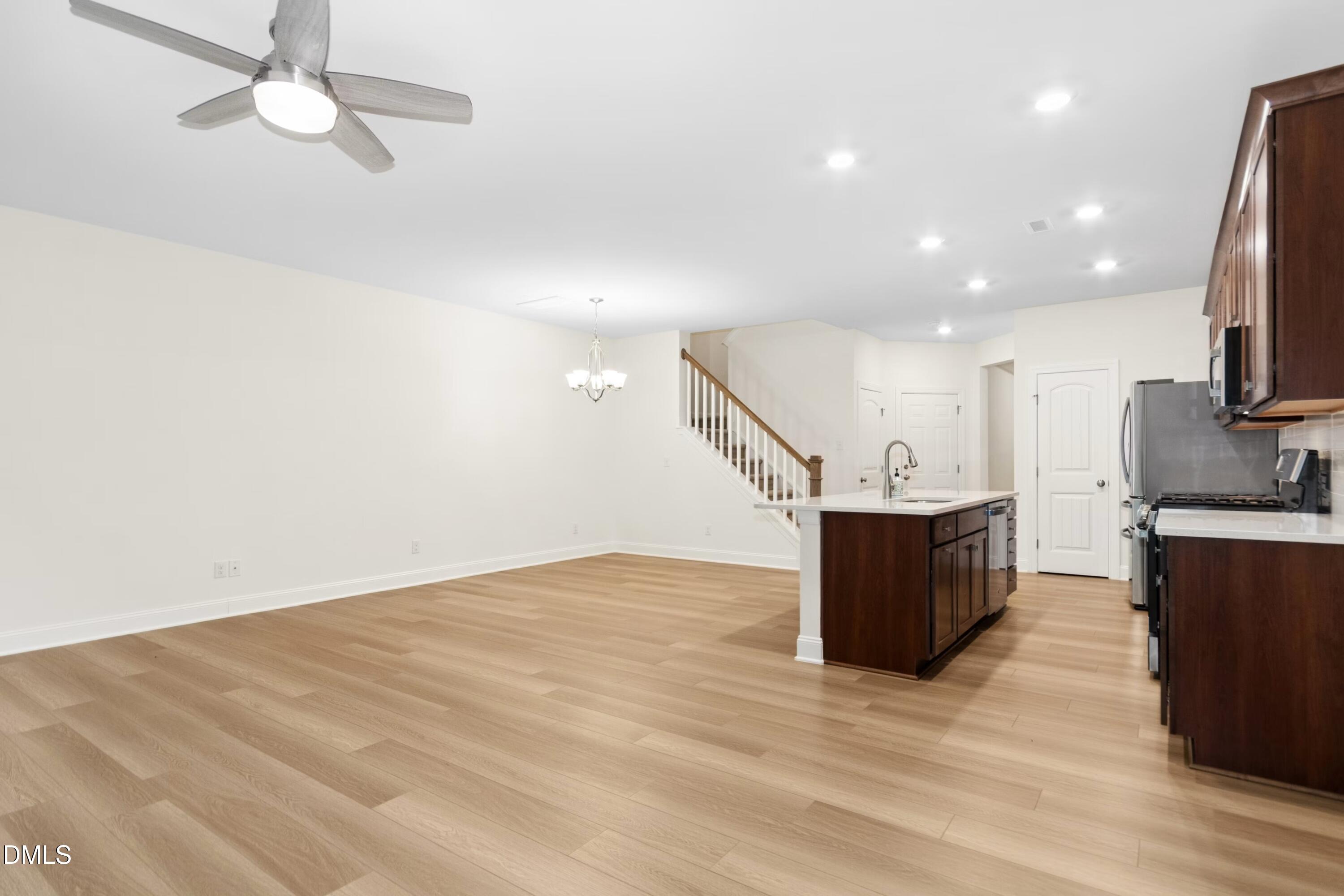 307 Marbella Grove Court Property Photo 9
