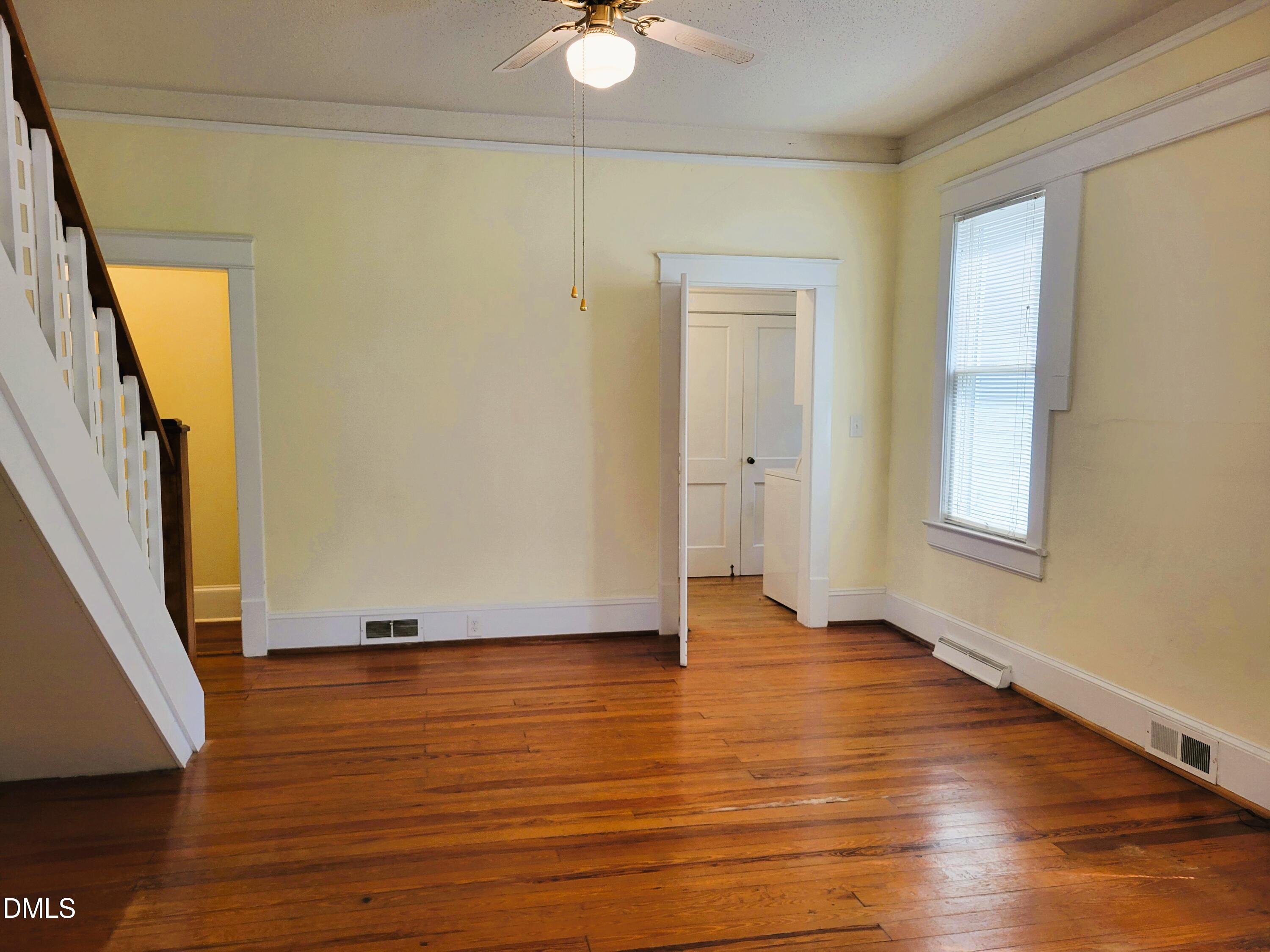 411 W Chisholm Street Property Photo 17