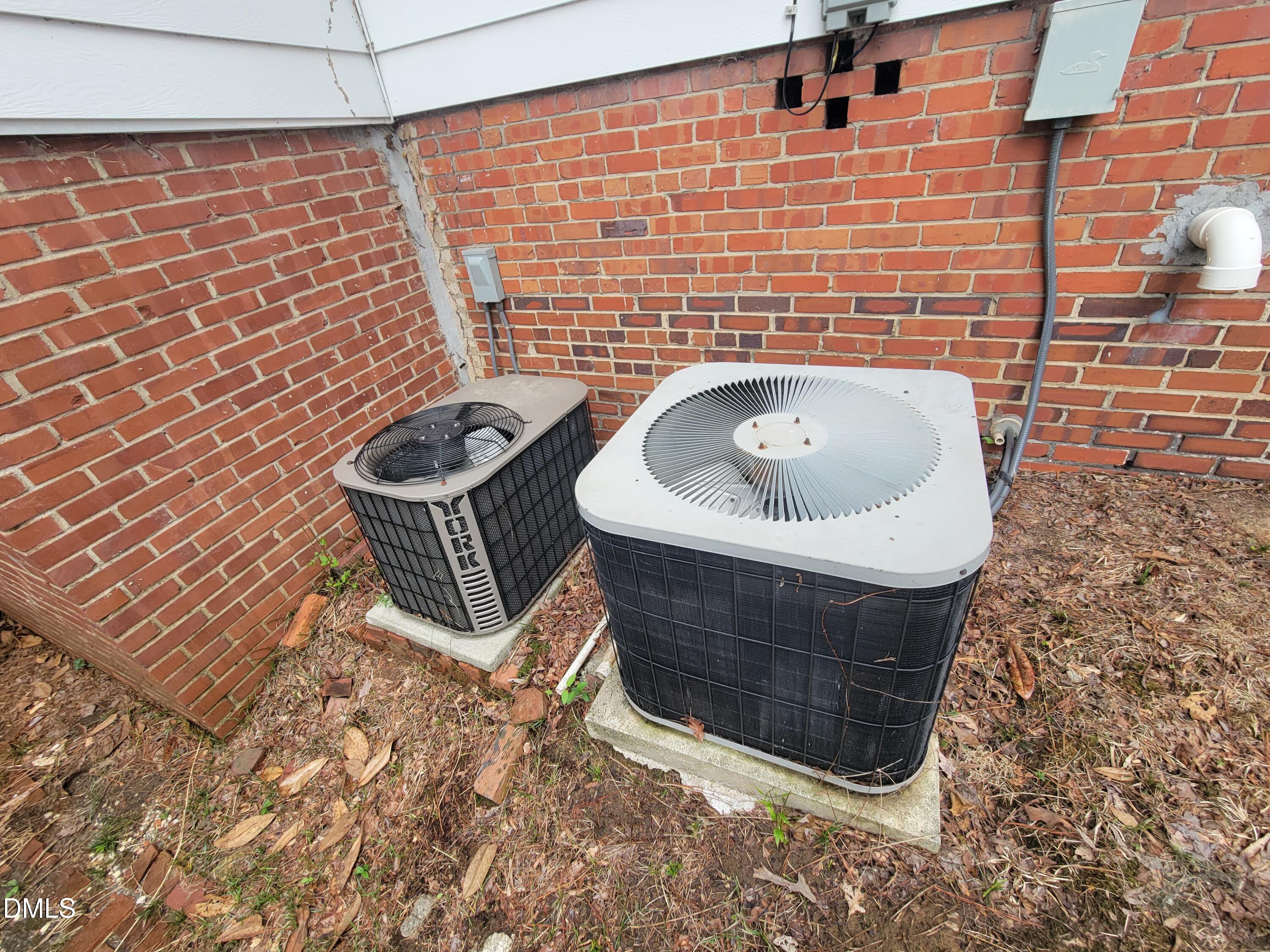 411 W Chisholm Street Property Photo 55