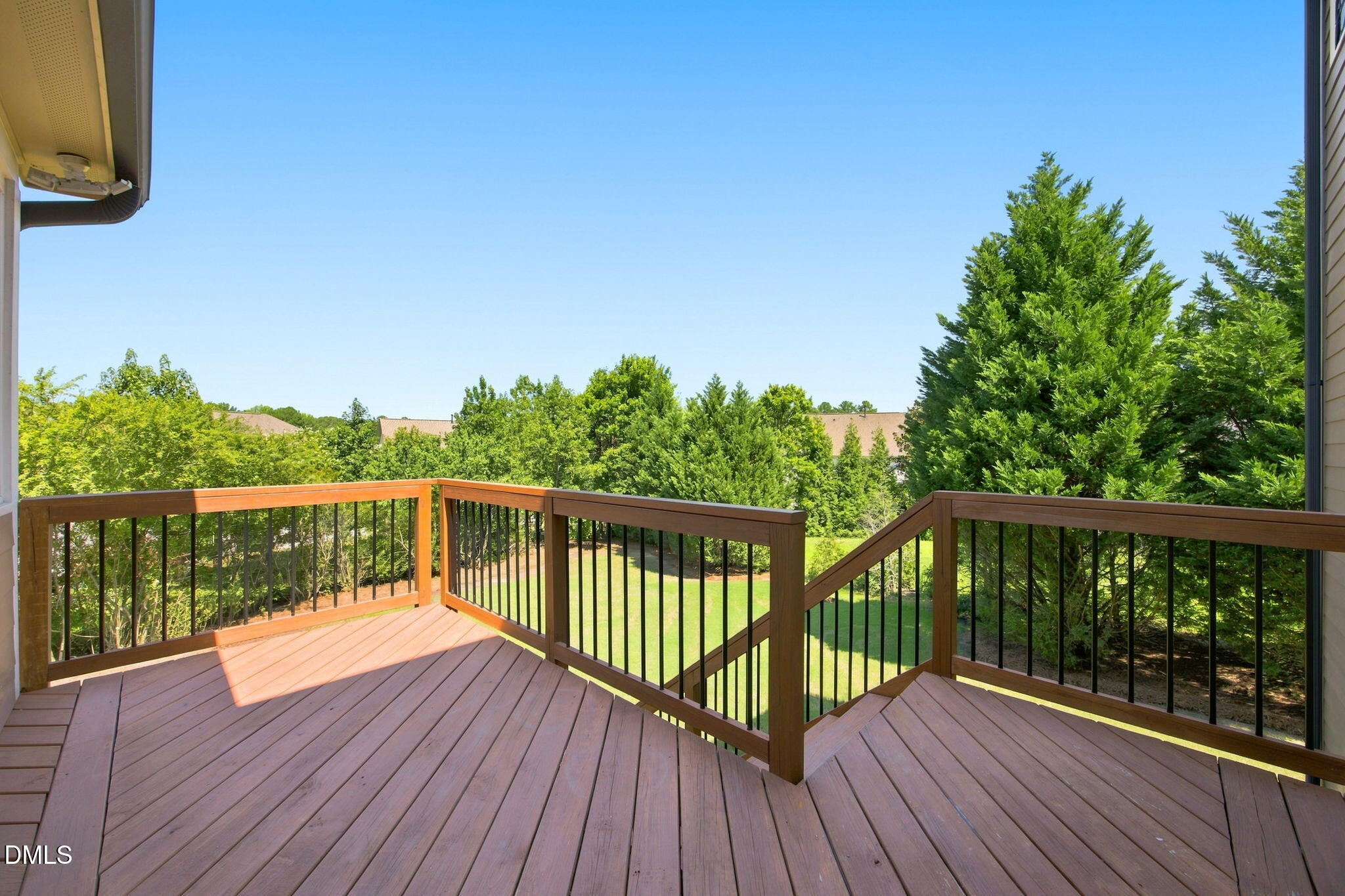 805 Greystone Crest Way Property Photo 57