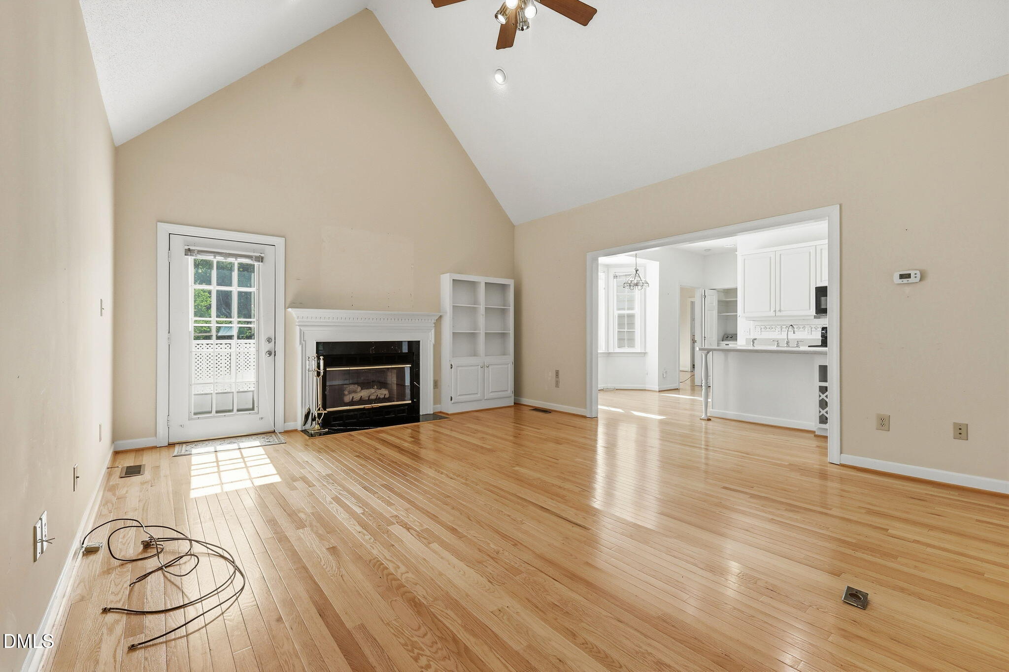 1118 Warren Road Property Photo 5