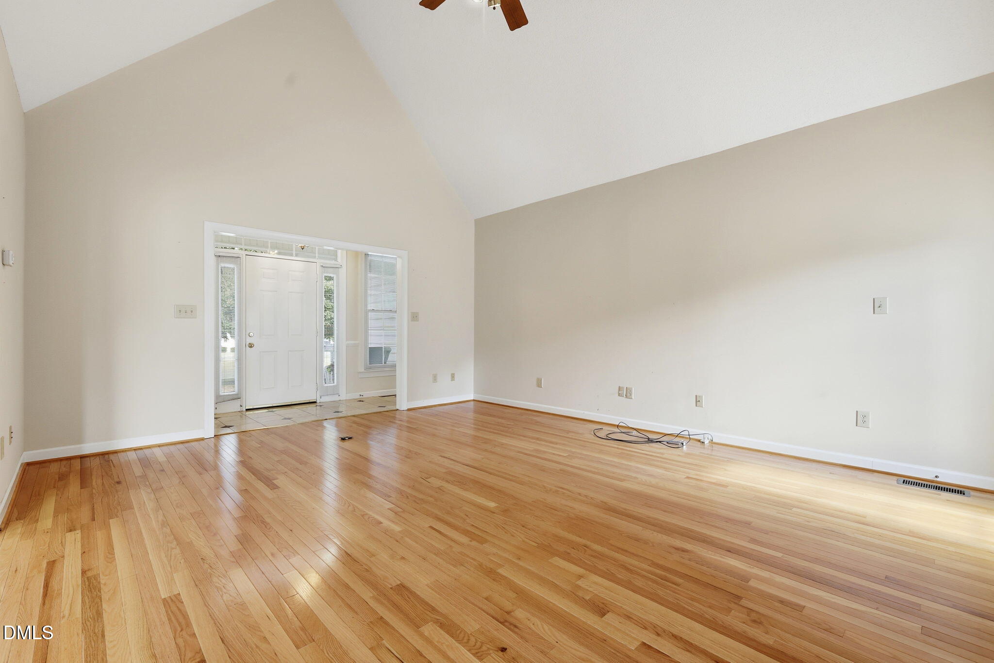 1118 Warren Road Property Photo 8