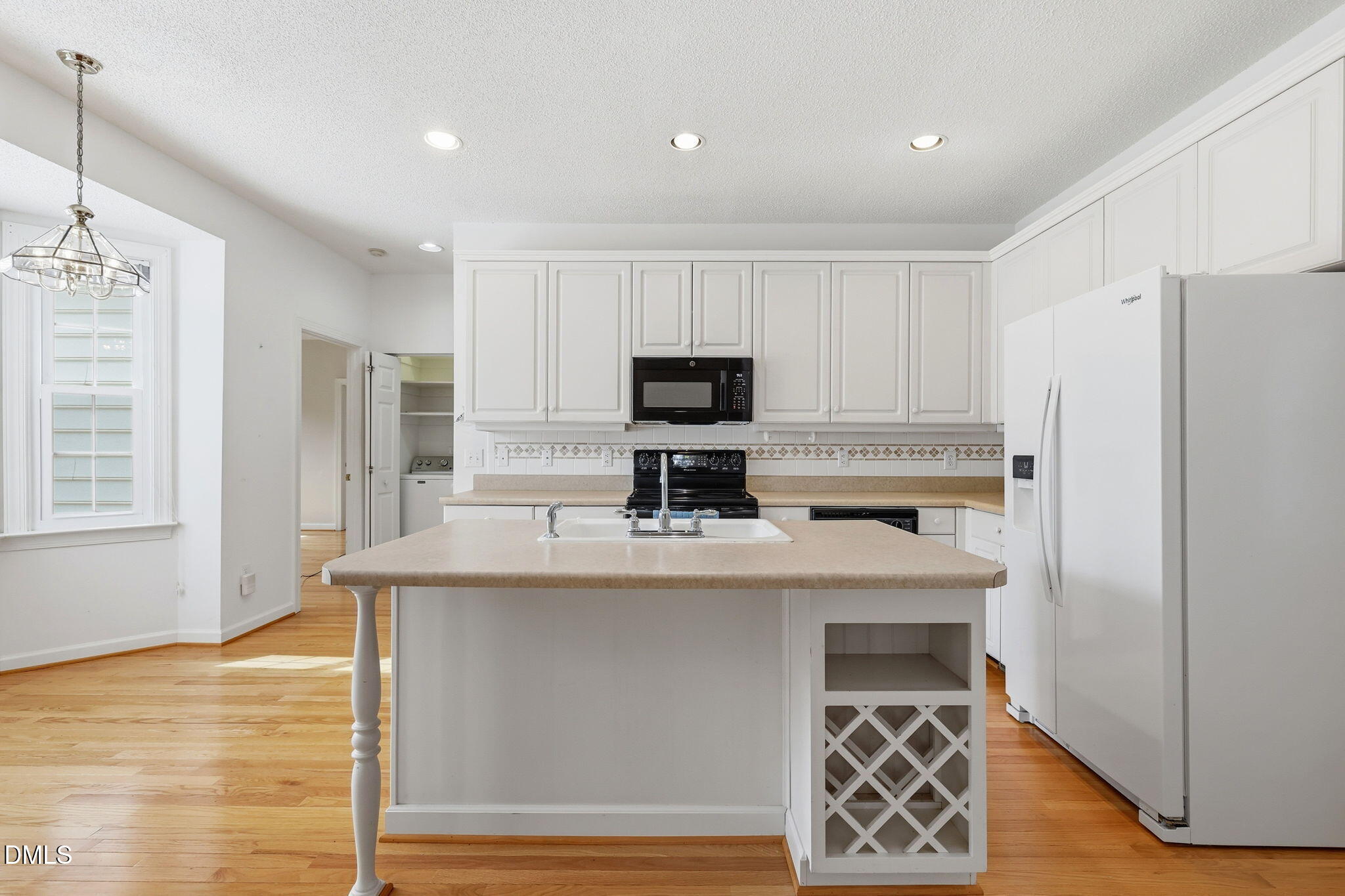 1118 Warren Road Property Photo 15