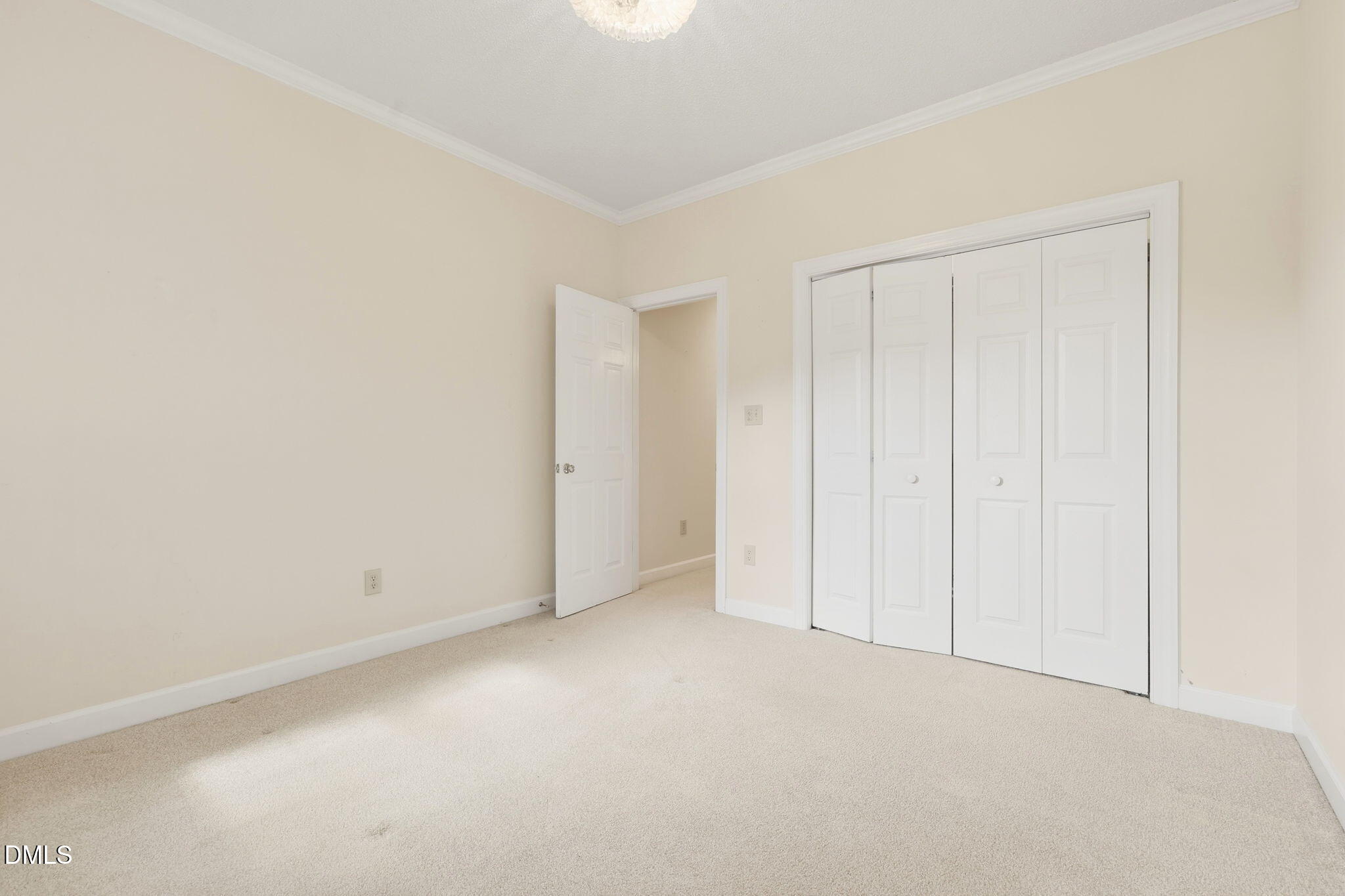 1118 Warren Road Property Photo 18