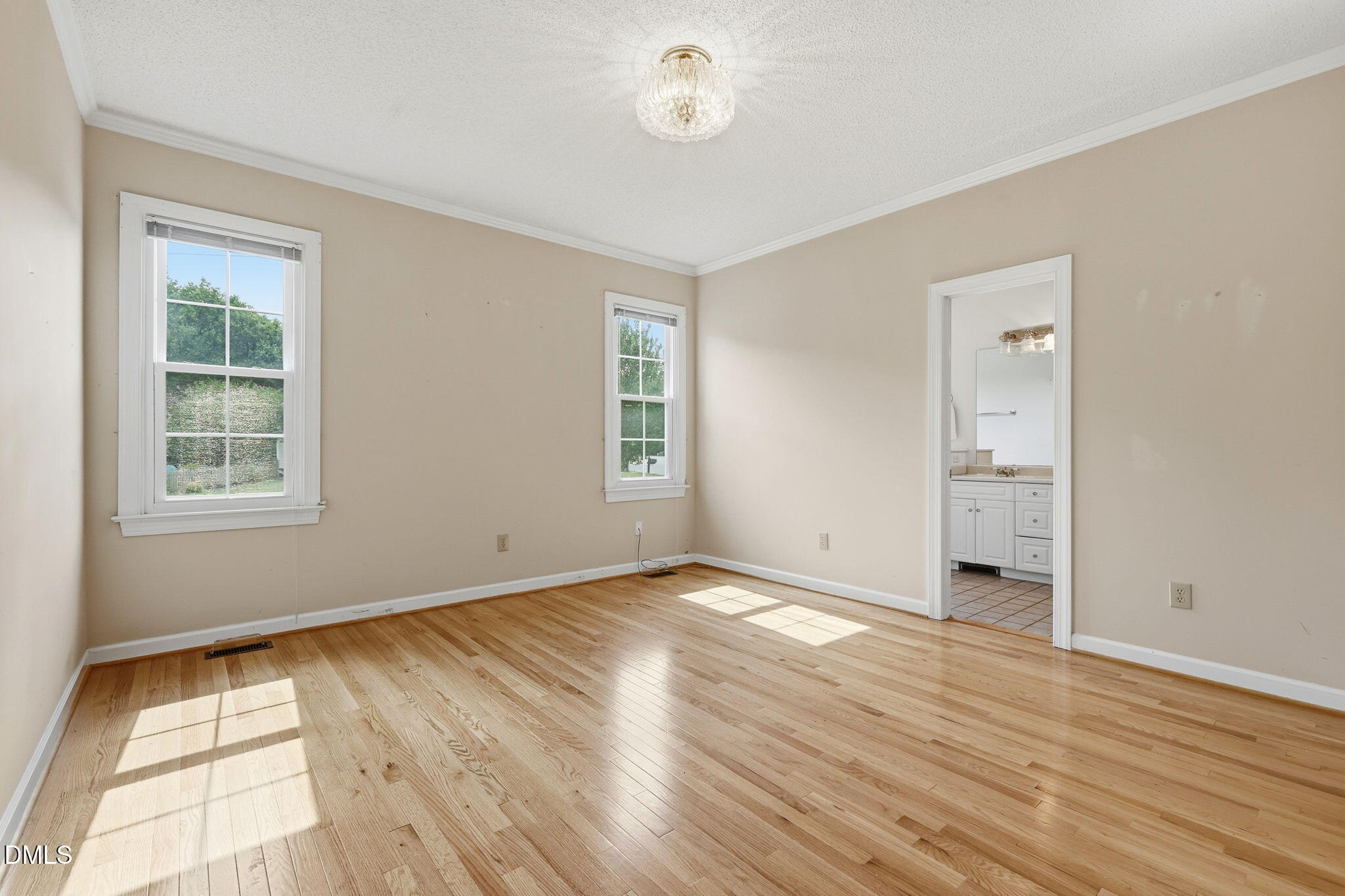 1118 Warren Road Property Photo 25