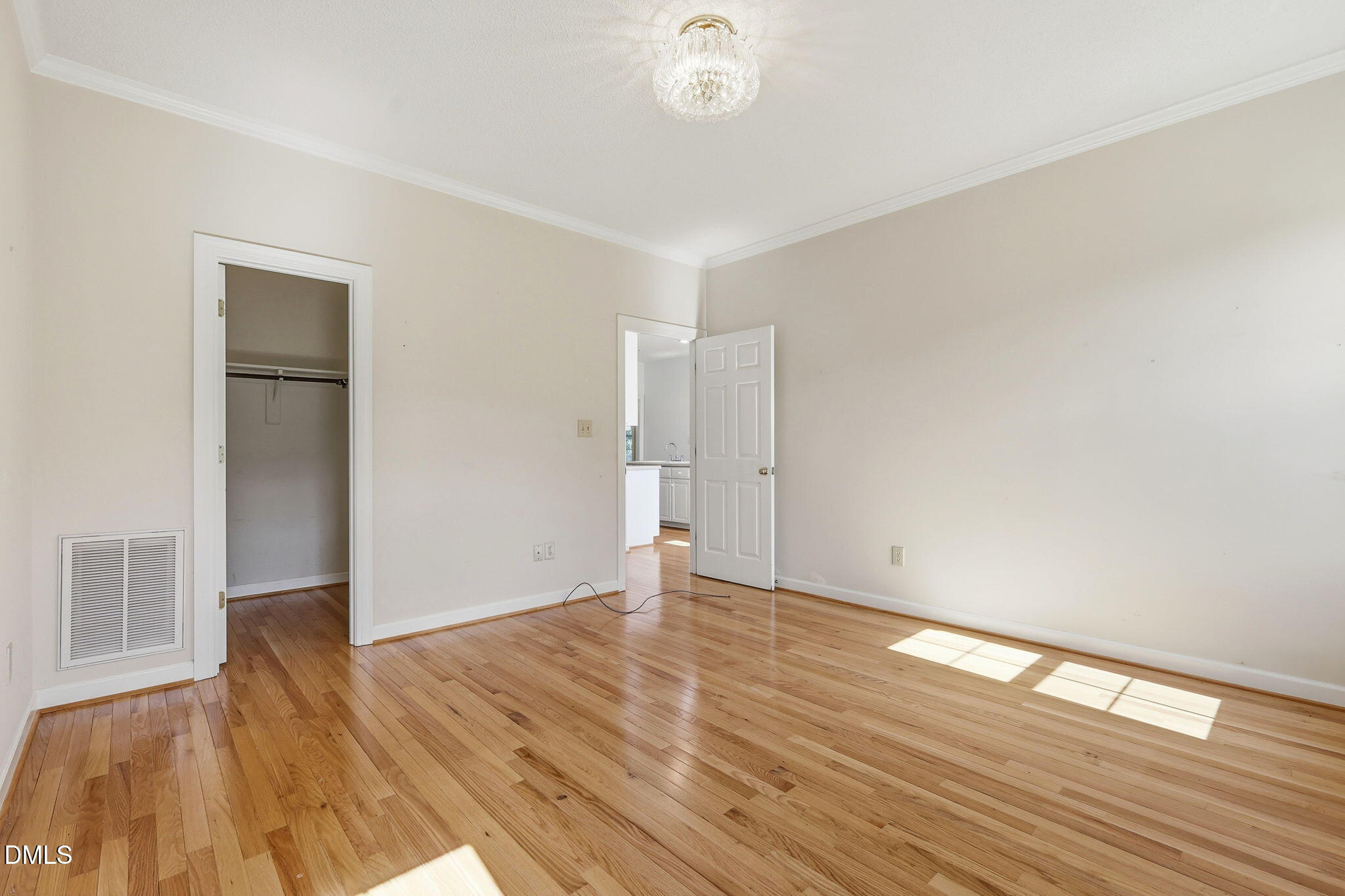 1118 Warren Road Property Photo 26