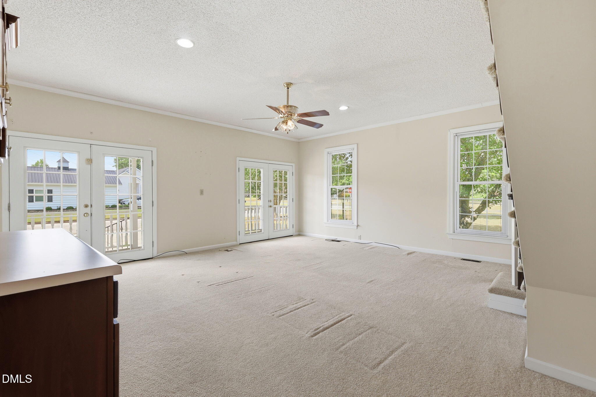 1118 Warren Road Property Photo 30