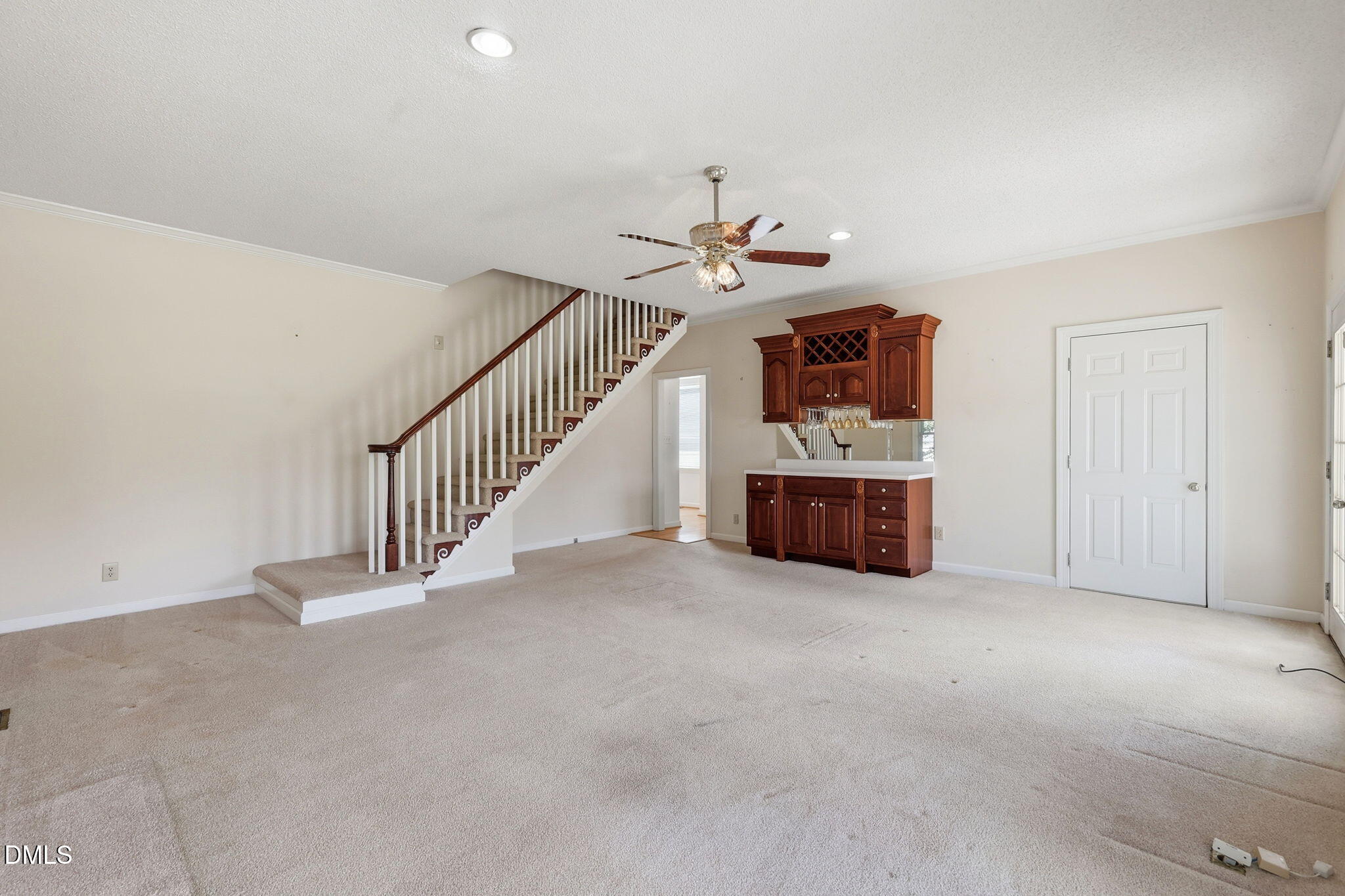 1118 Warren Road Property Photo 32