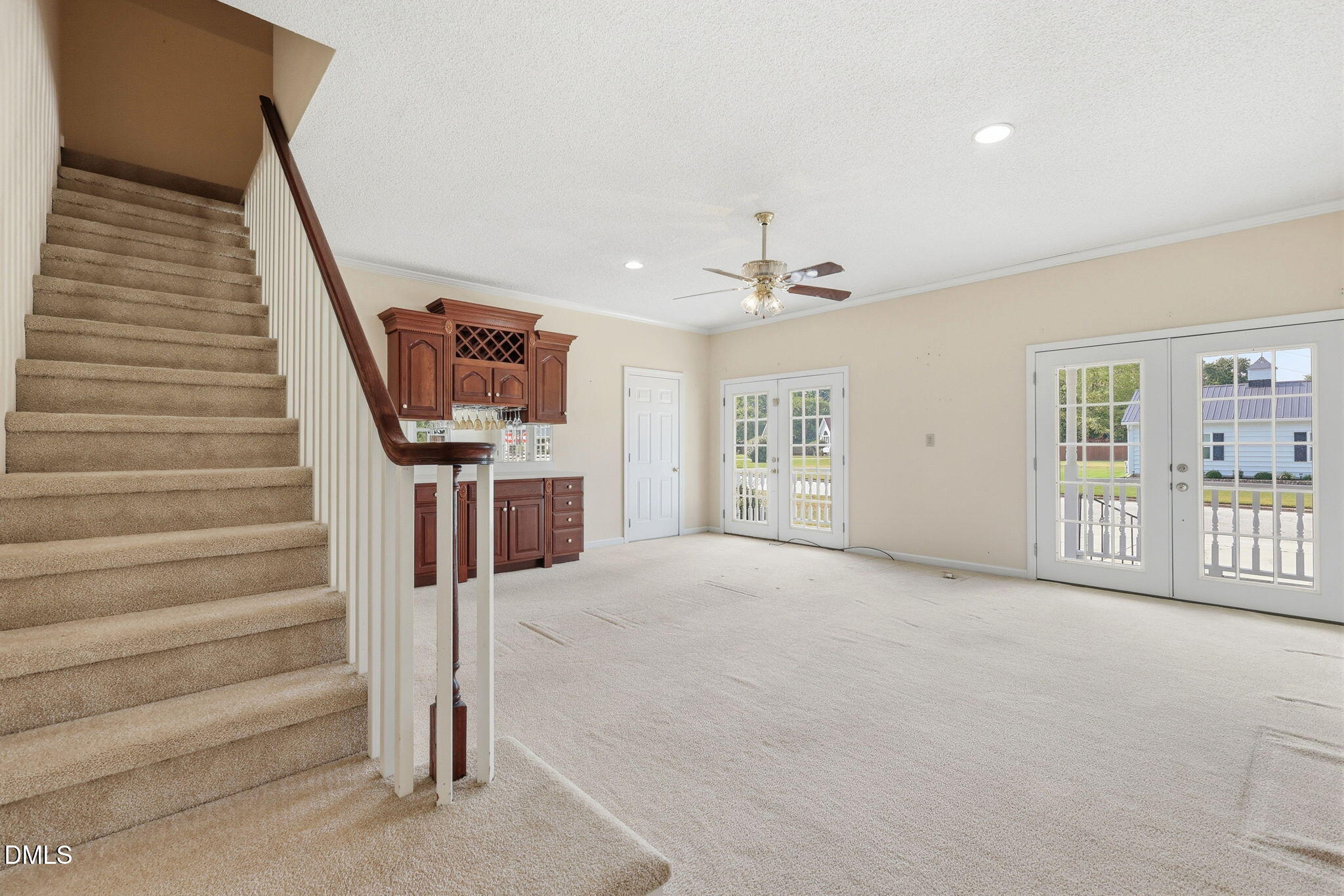 1118 Warren Road Property Photo 34
