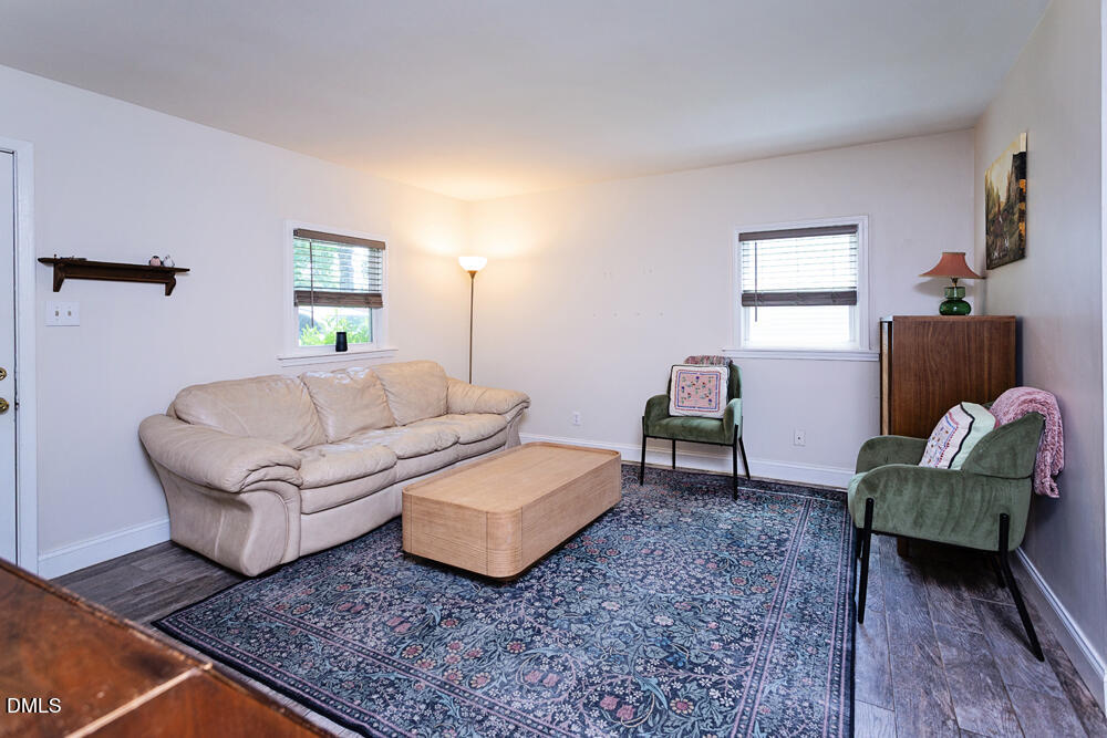 9 Plummer Place Property Photo 4