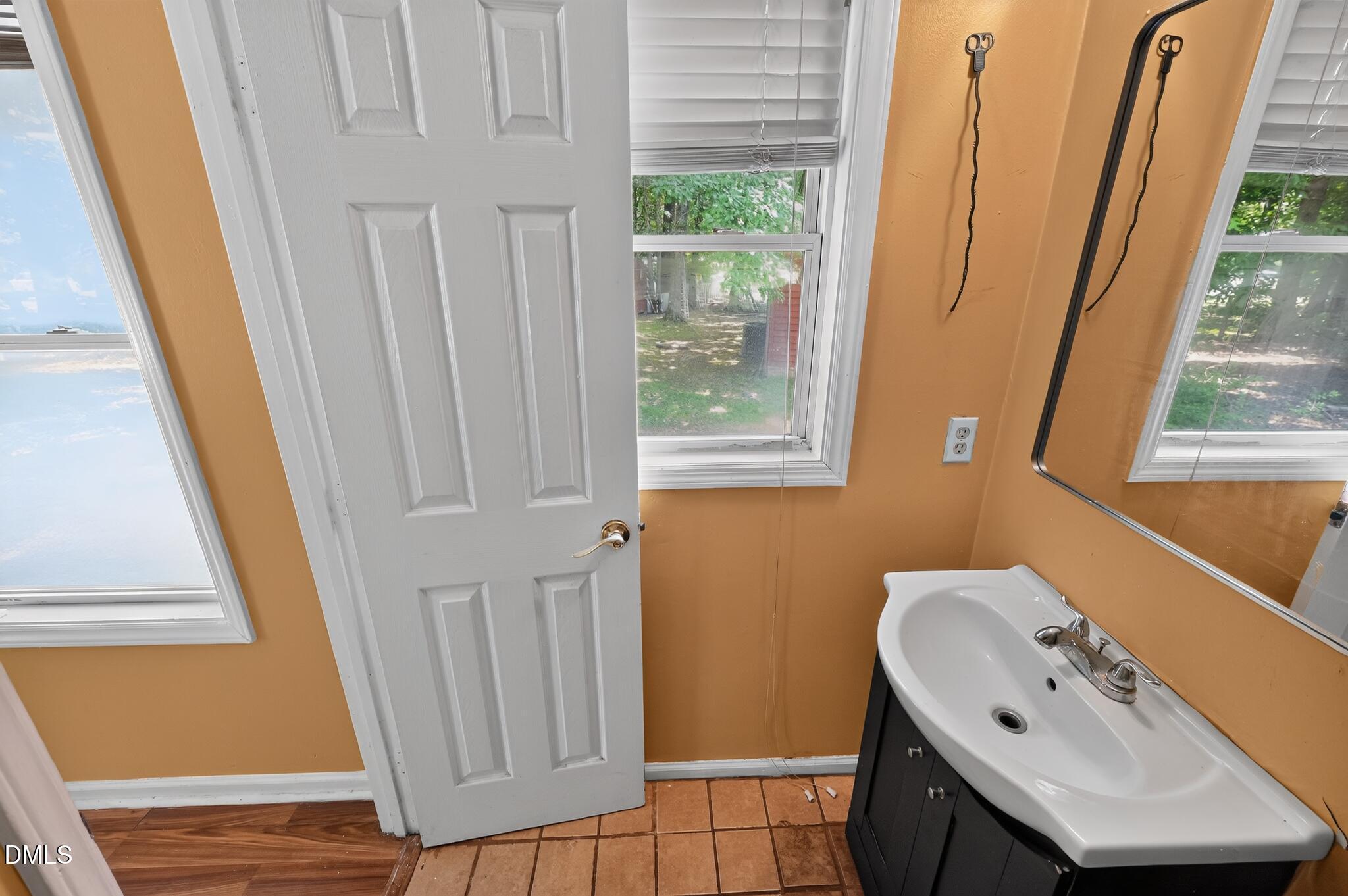 3016 Dearborn Drive Property Photo 23