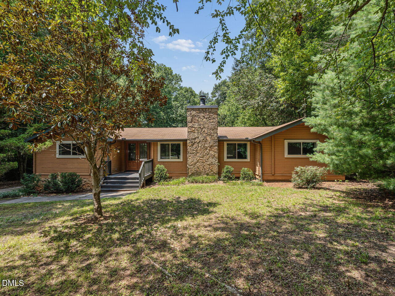 4704 Meadow Lake Drive Property Photo 3