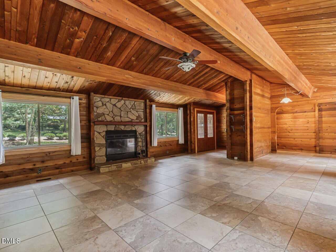 4704 Meadow Lake Drive Property Photo 11