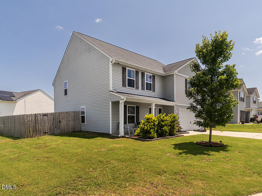 102 Seward Place Property Photo 5