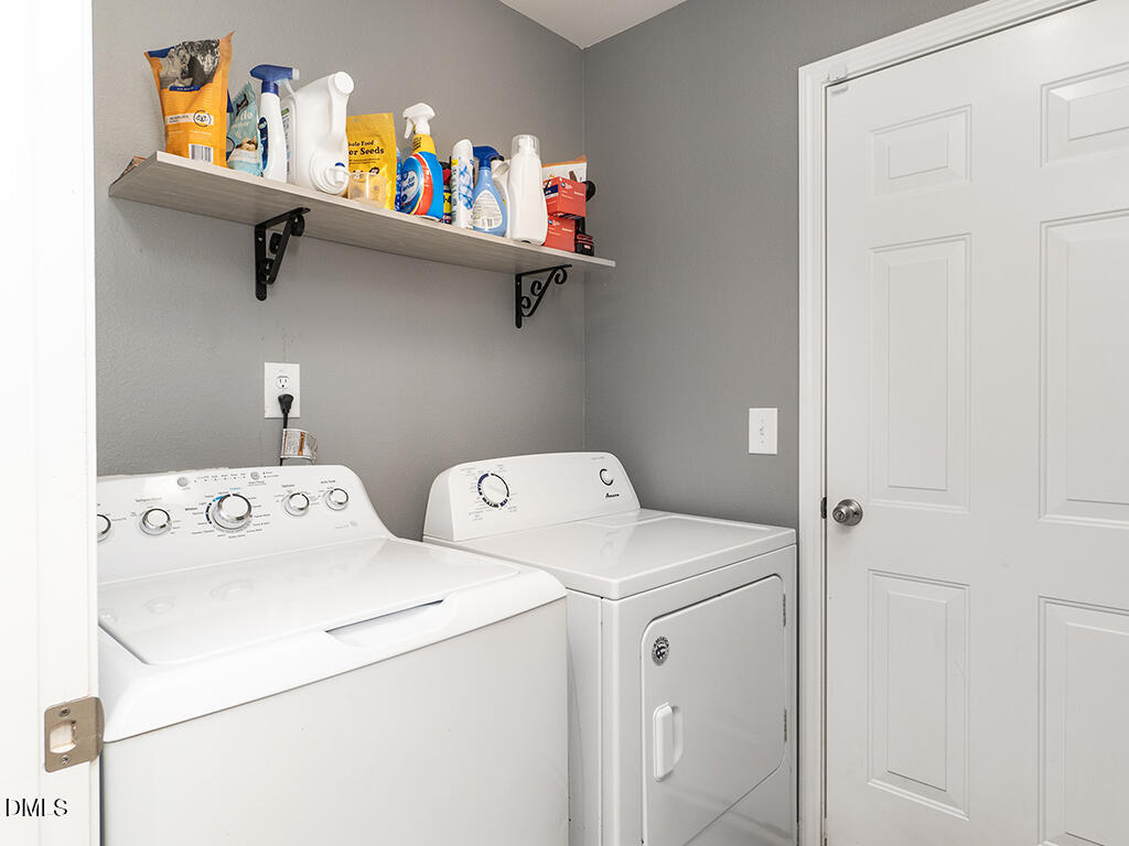 102 Seward Place Property Photo 20