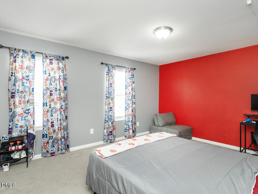 102 Seward Place Property Photo 34