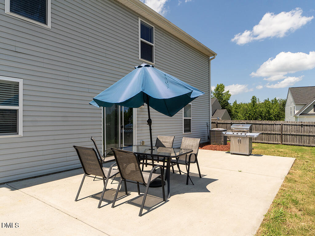 102 Seward Place Property Photo 38