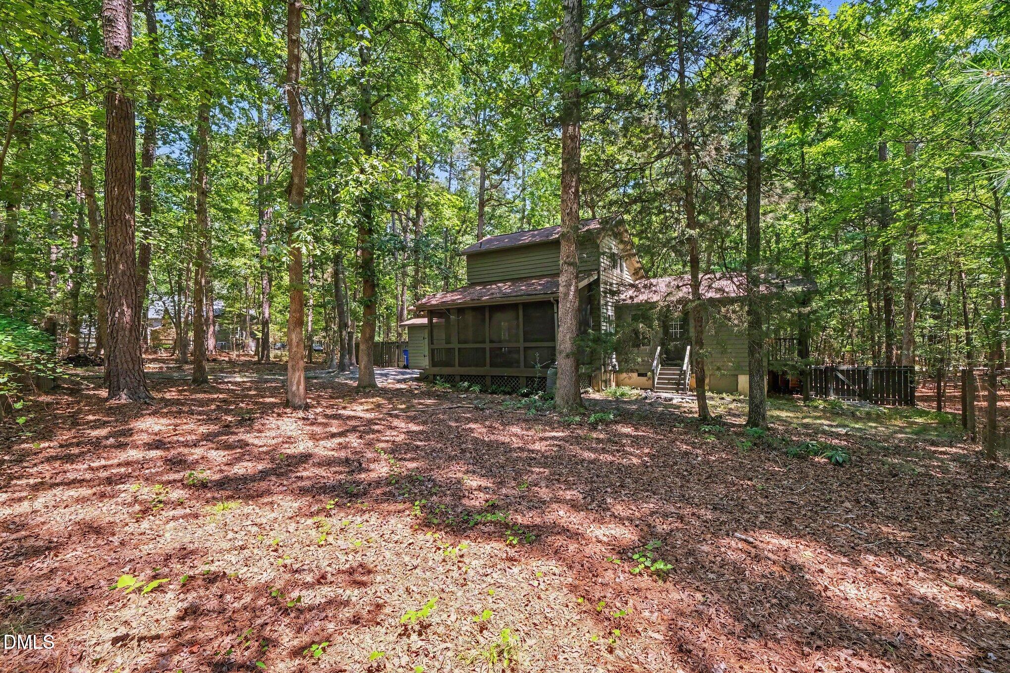 9507 Coachway Property Photo 15
