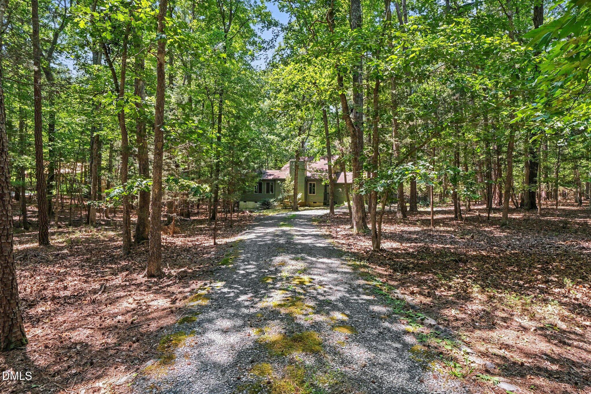 9507 Coachway Property Photo 17