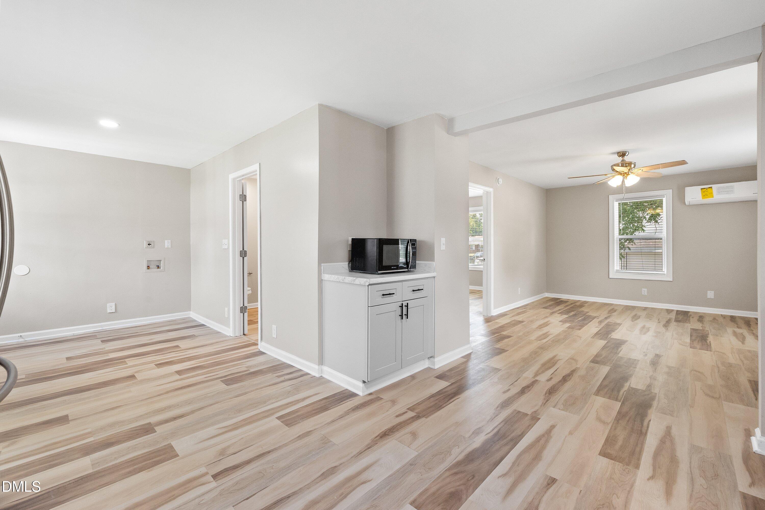 2125 Baltic Avenue Property Photo 8