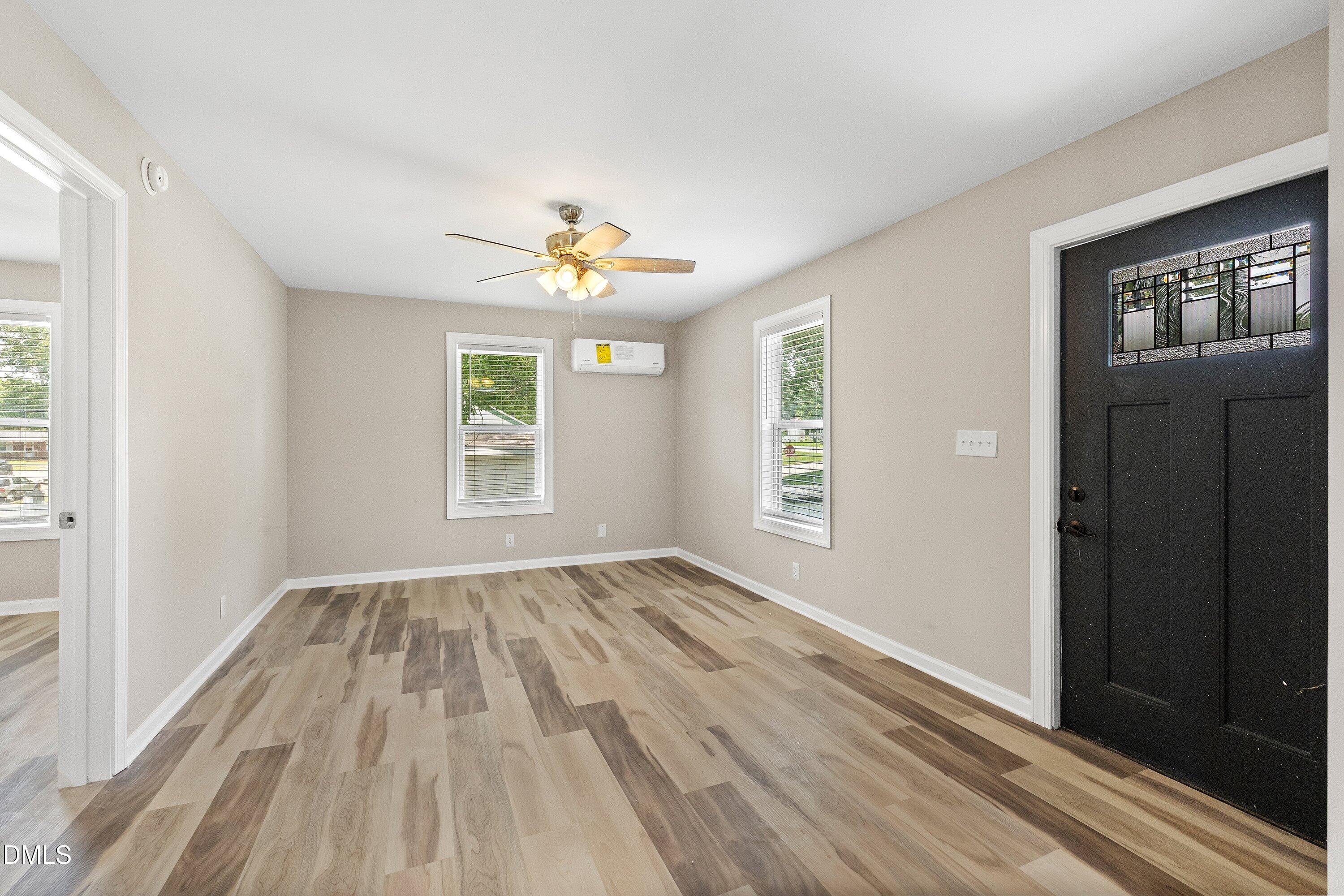 2125 Baltic Avenue Property Photo 9