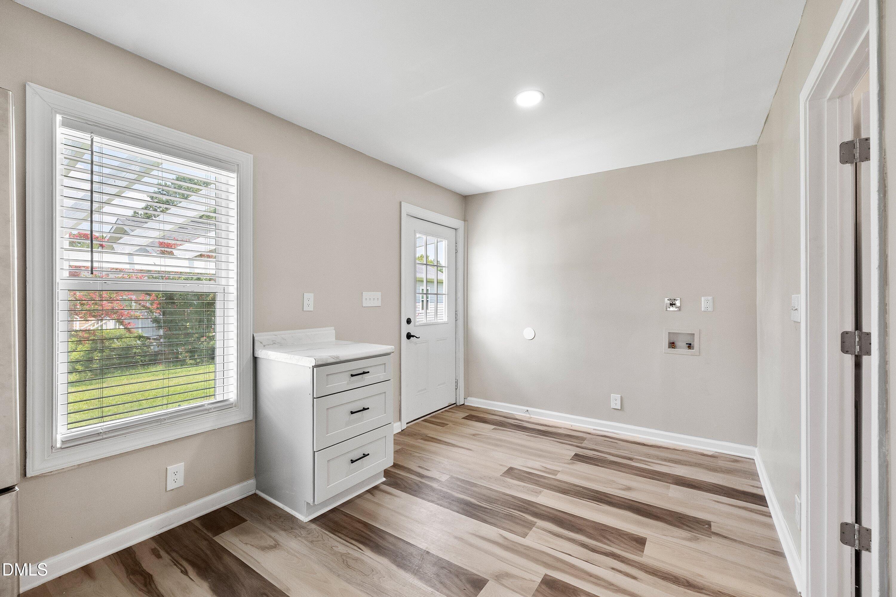 2125 Baltic Avenue Property Photo 12