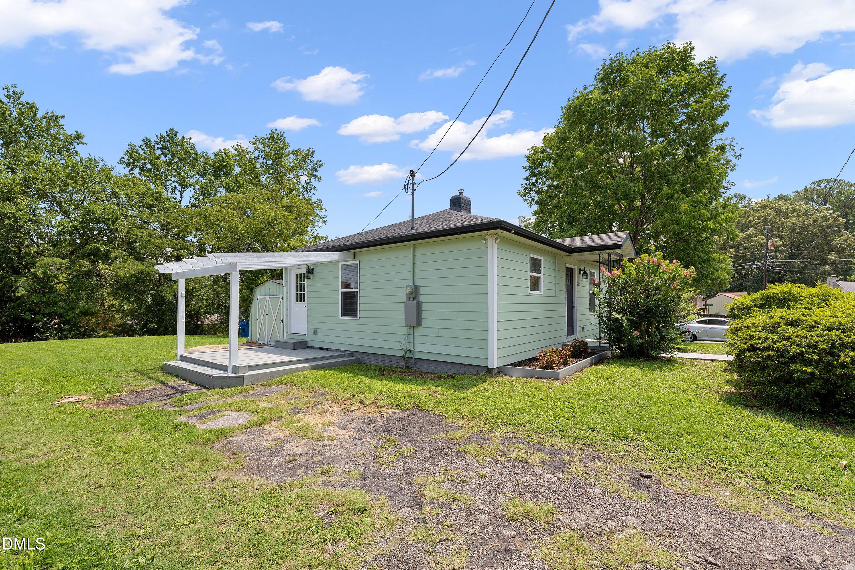 2125 Baltic Avenue Property Photo 27