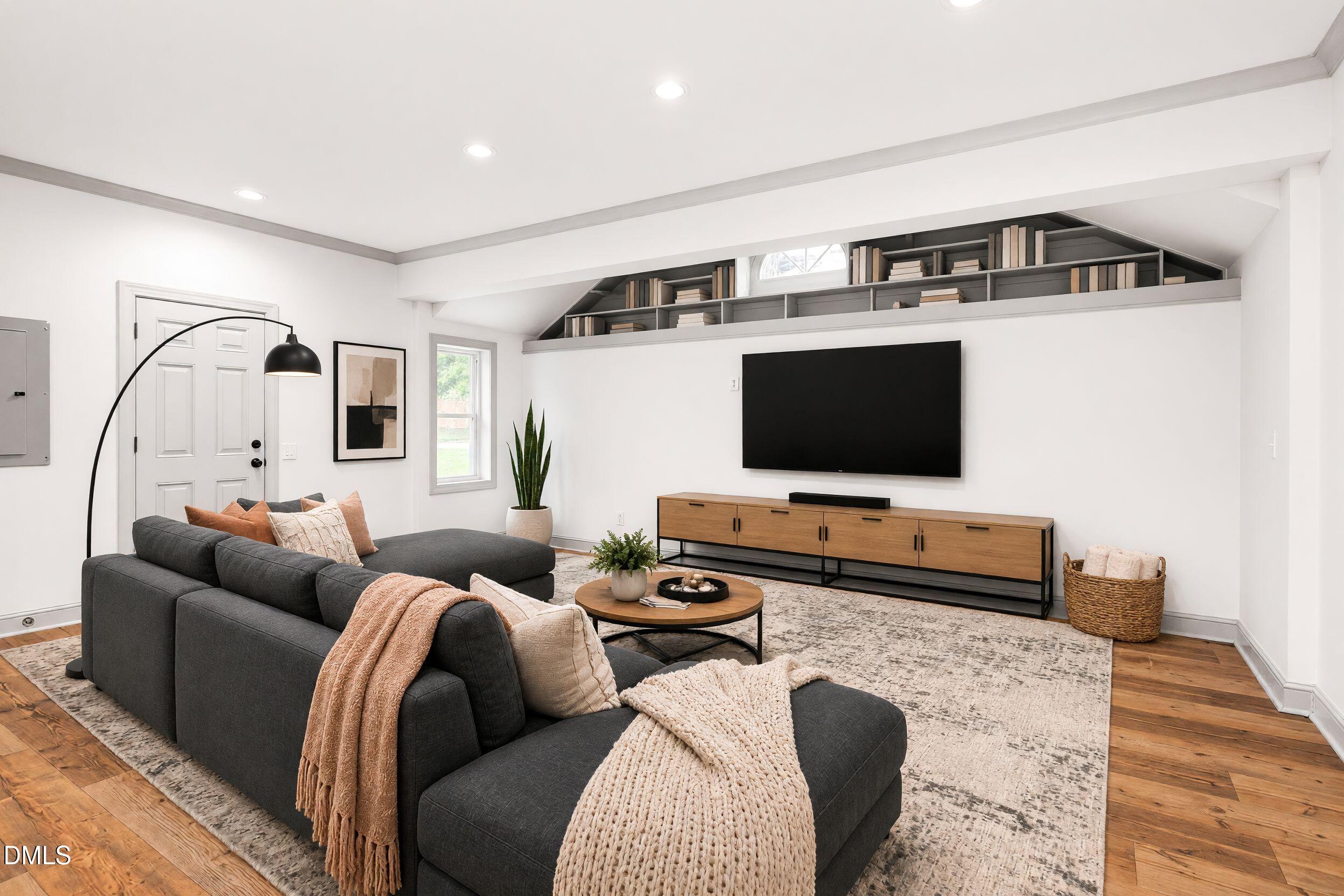 1001 Lantern Light Court Property Photo 23