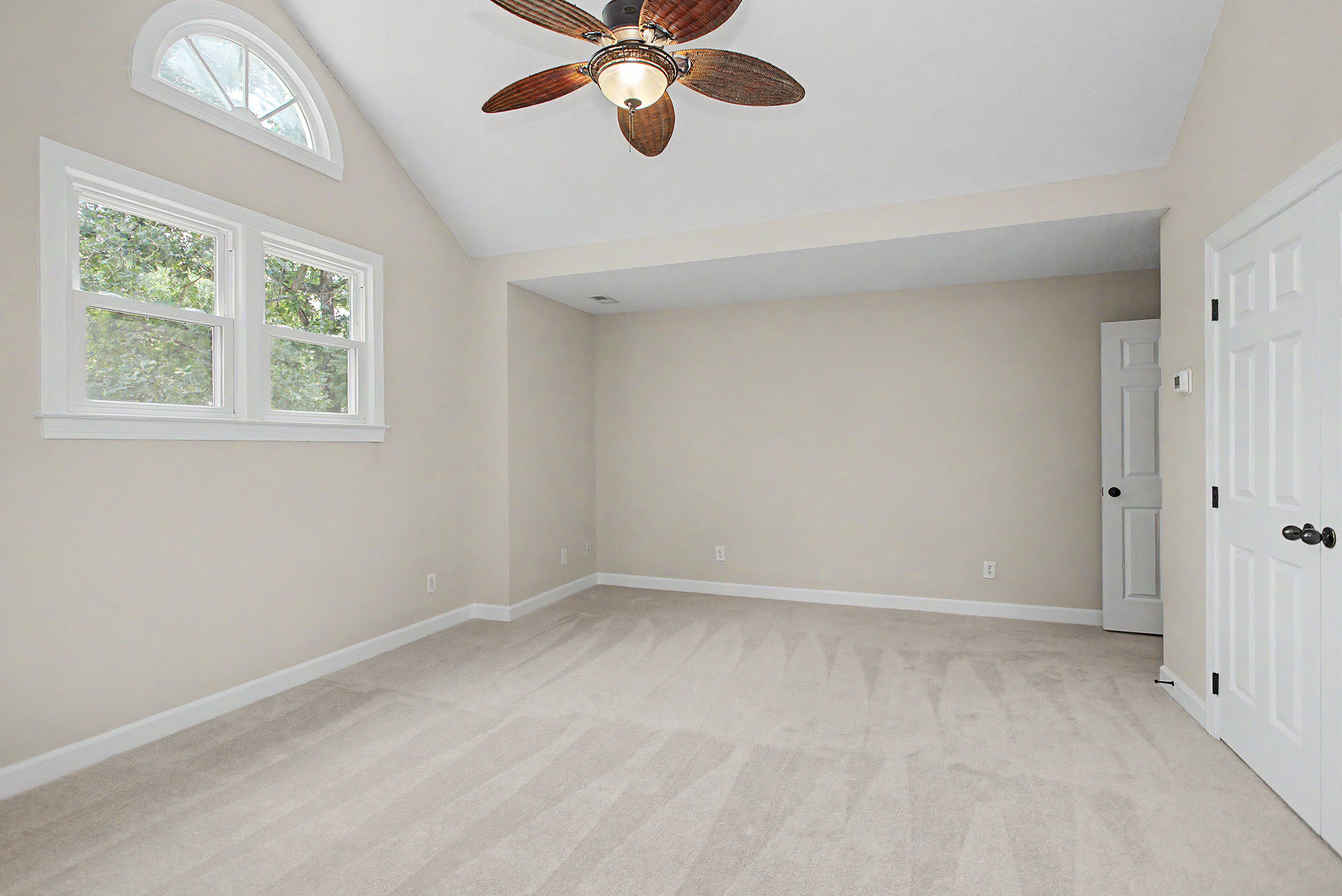 1001 Lantern Light Court Property Photo 30