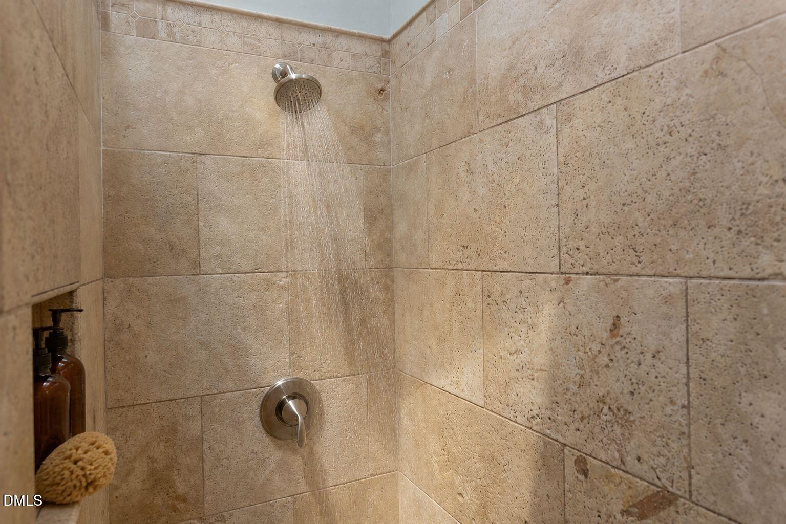 1001 Lantern Light Court Property Photo 35