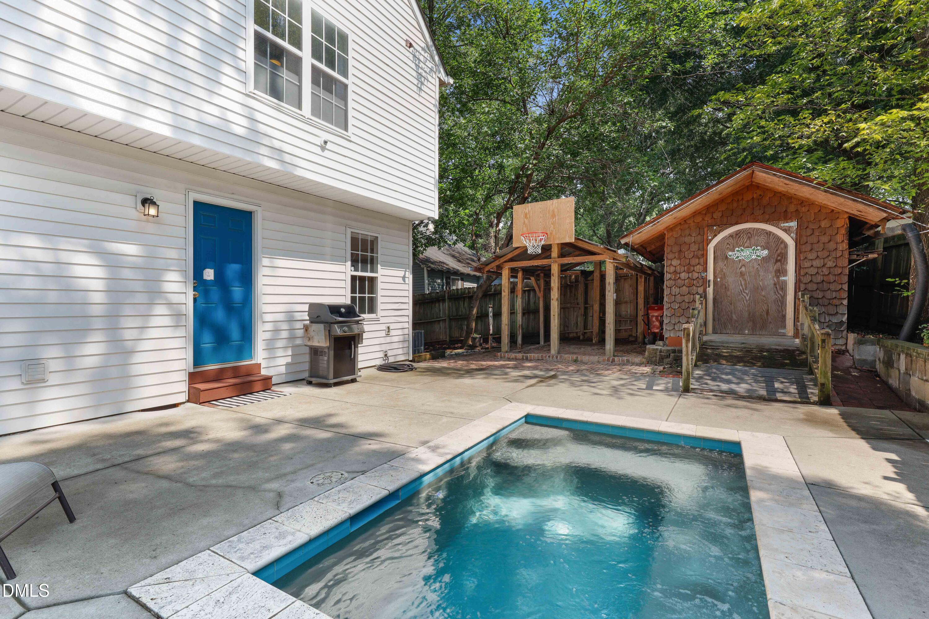 904 Orient Street Property Photo 17