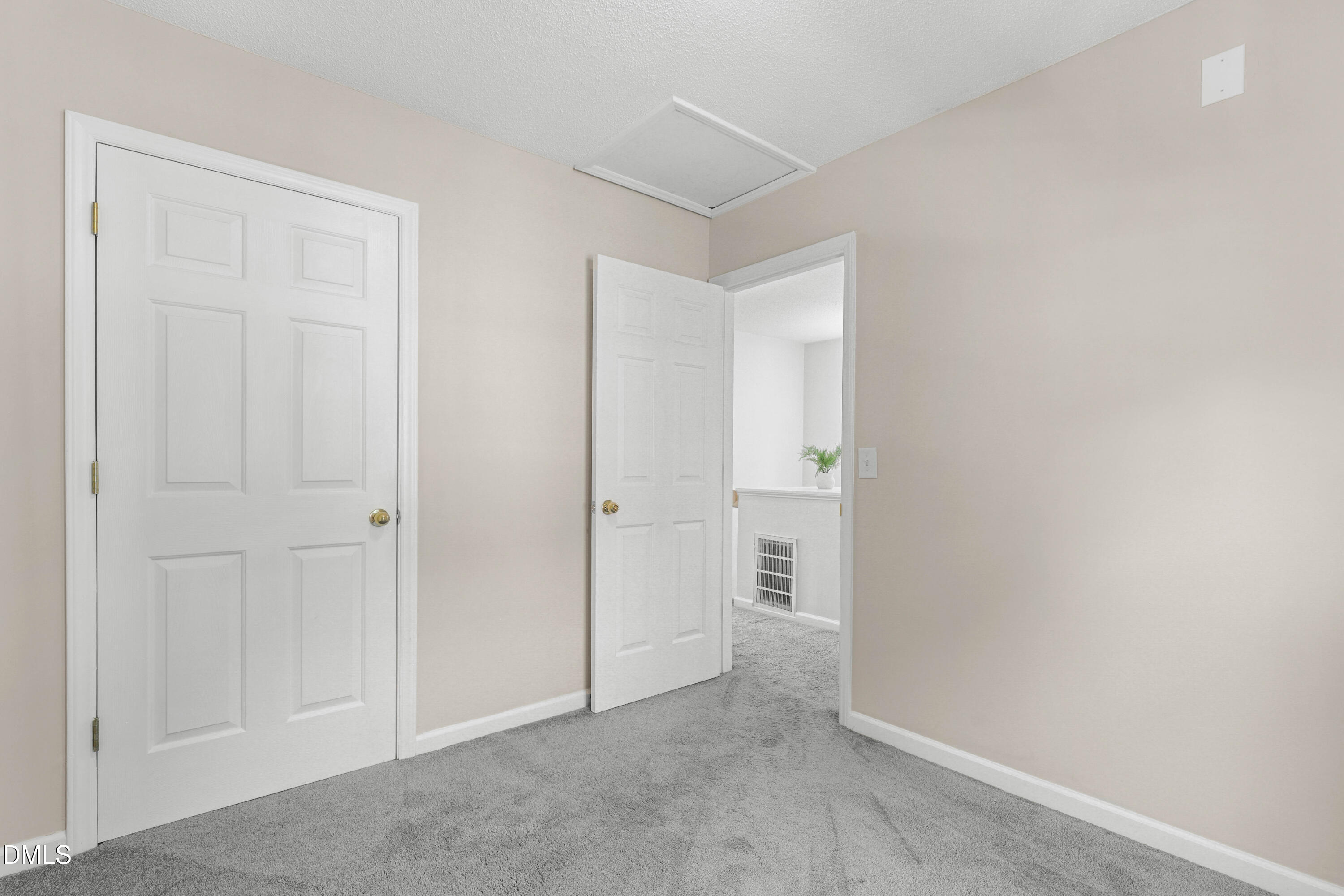 904 Orient Street Property Photo 22