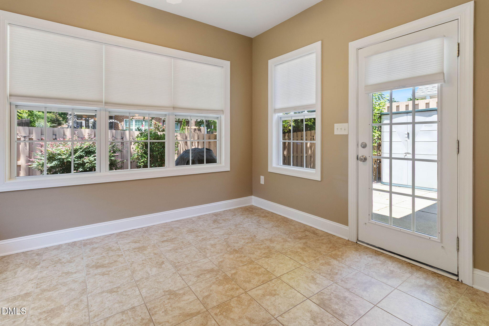 102 Kestrel Court Property Photo 6