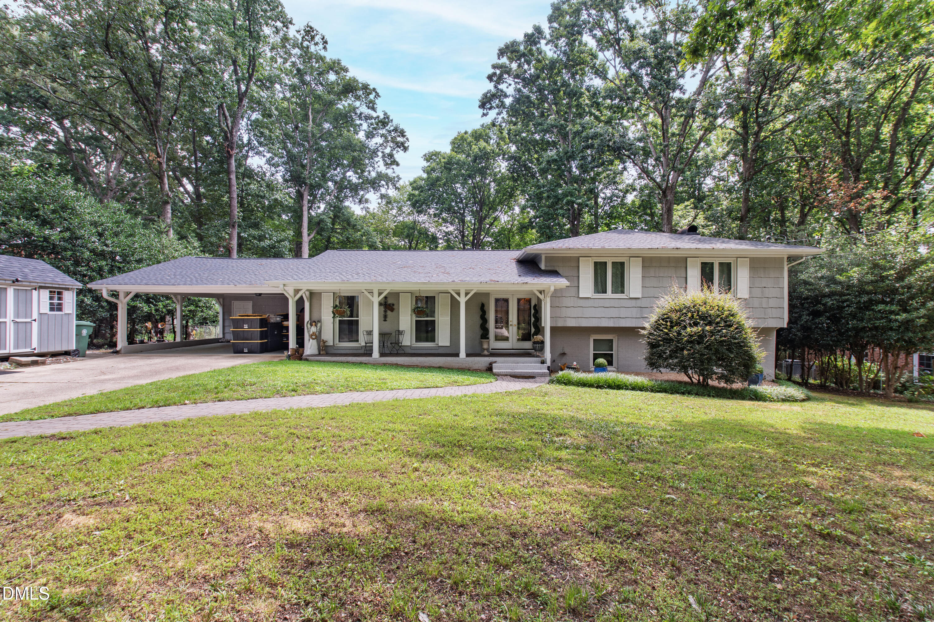 1209 Willowbrook Drive