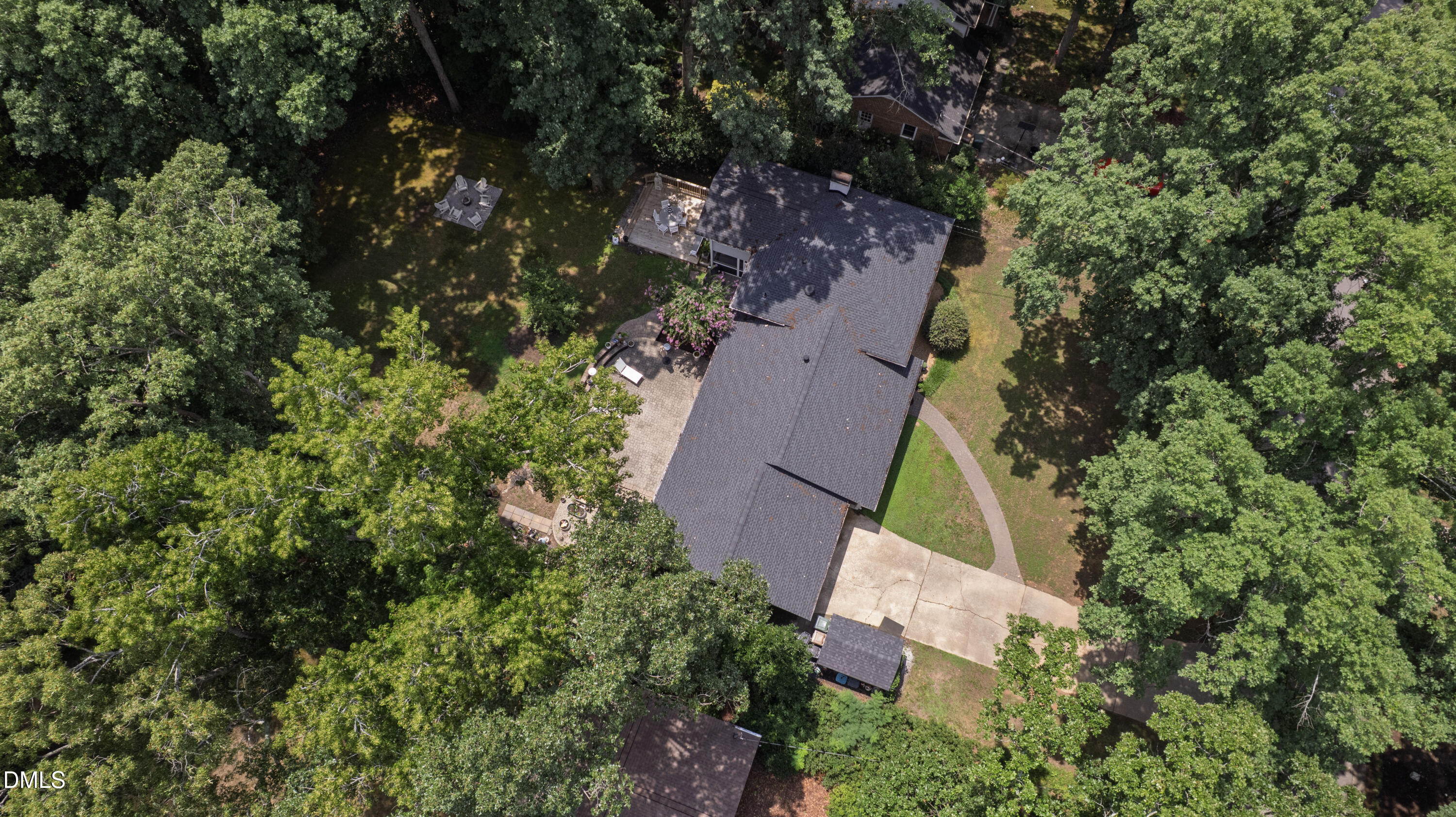 1209 Willowbrook Drive Property Photo 5