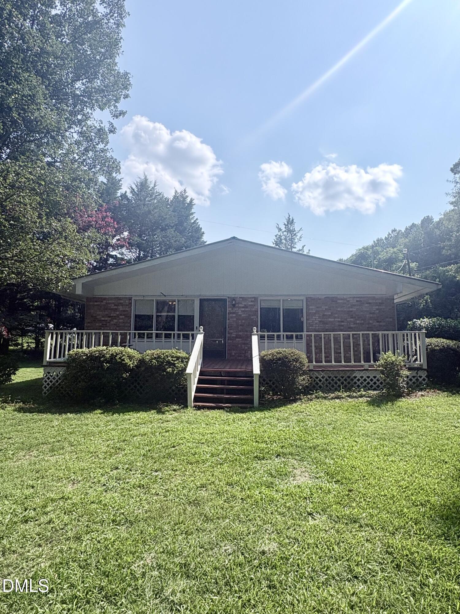 118 Jonan Court Property Photo 1