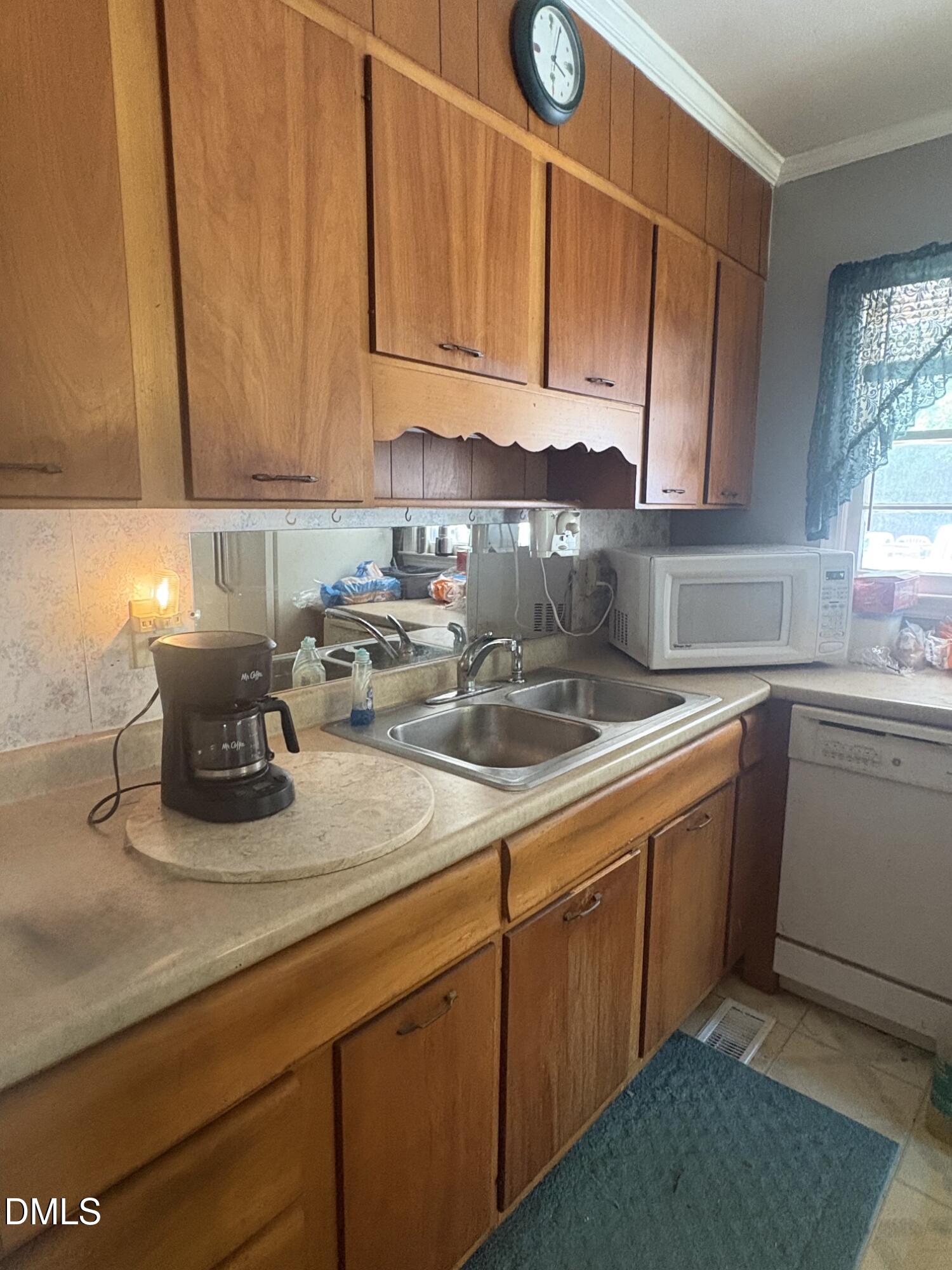 118 Jonan Court Property Photo 12