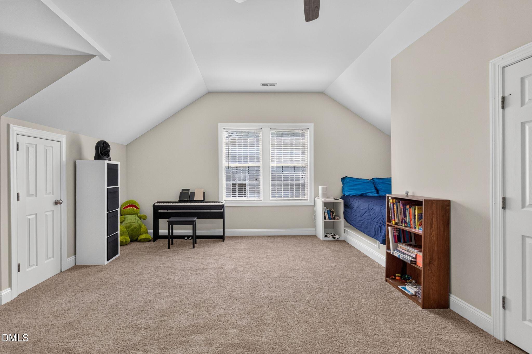 516 Deacon Ridge Street Property Photo 10