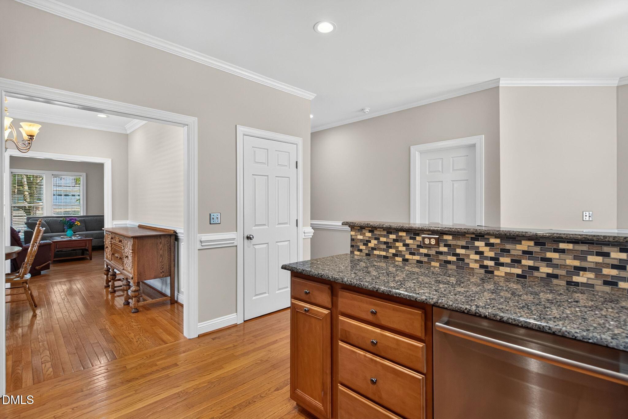 516 Deacon Ridge Street Property Photo 42