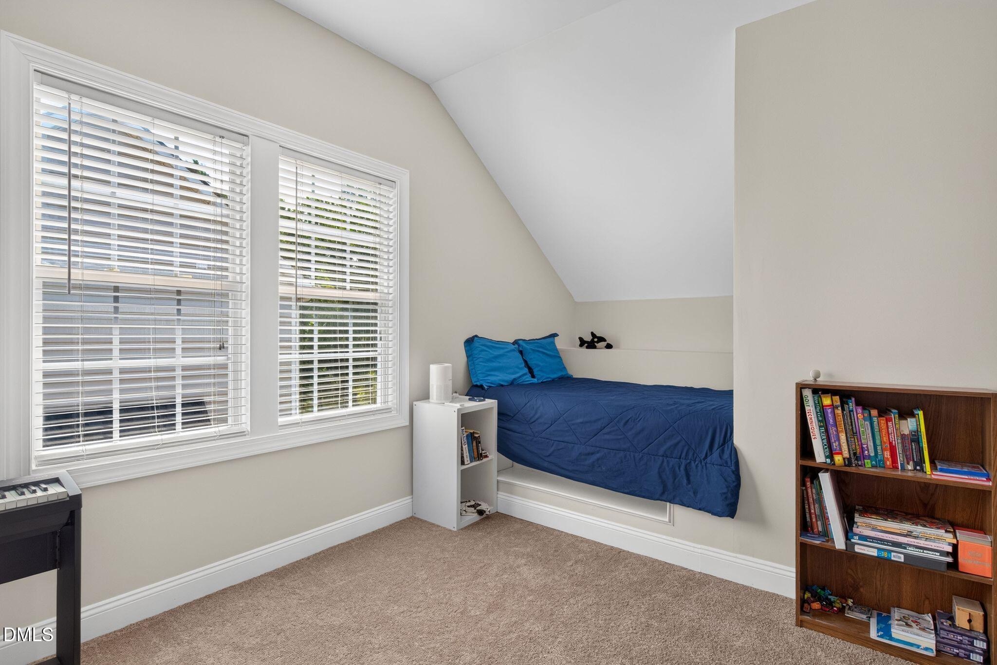 516 Deacon Ridge Street Property Photo 55