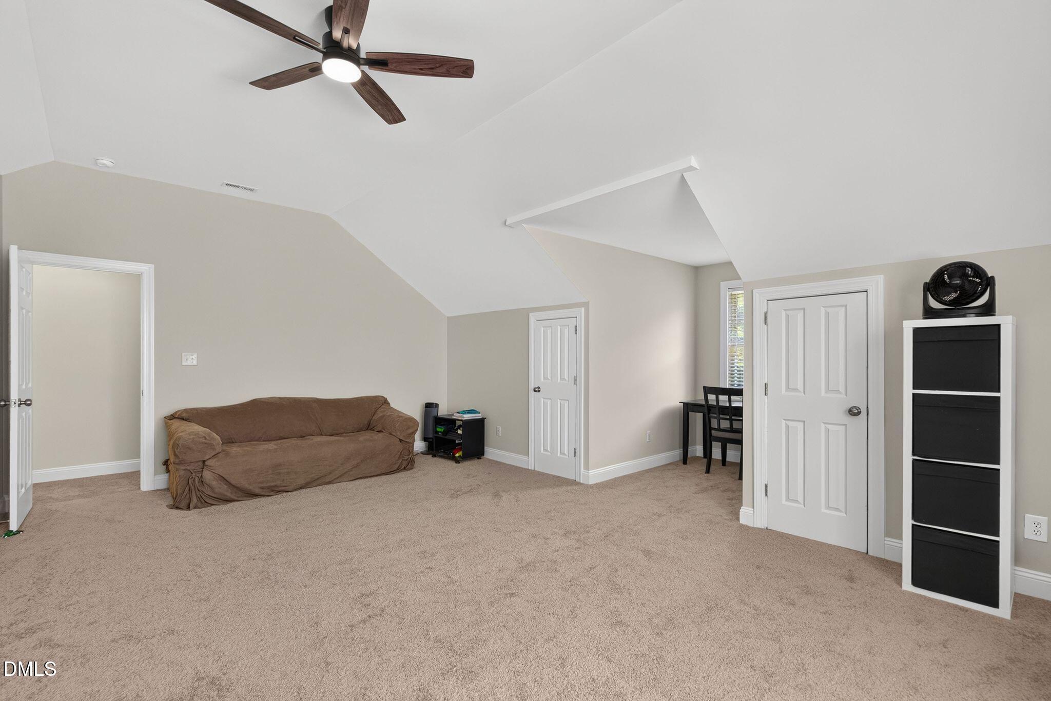 516 Deacon Ridge Street Property Photo 58