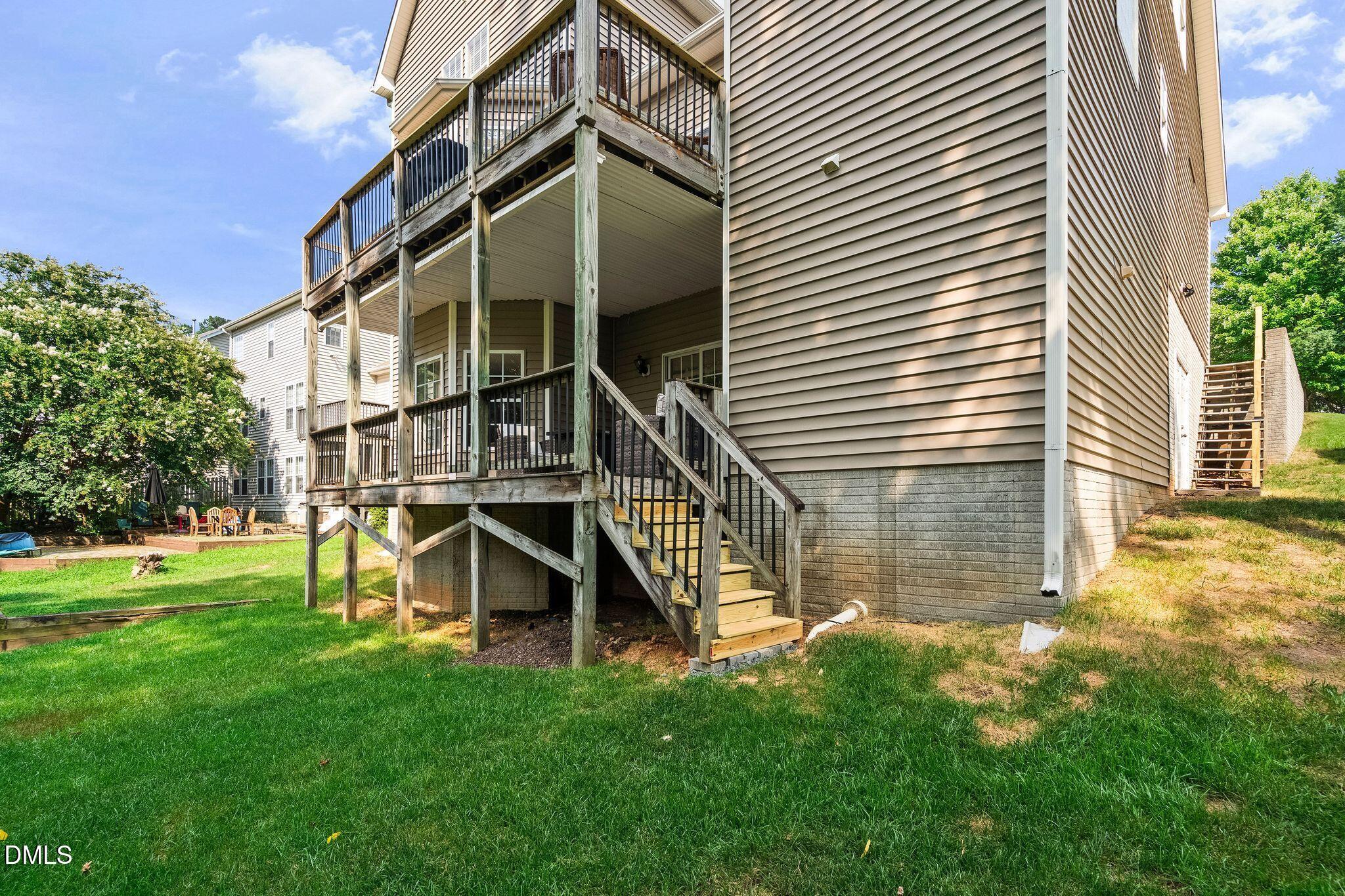 516 Deacon Ridge Street Property Photo 85