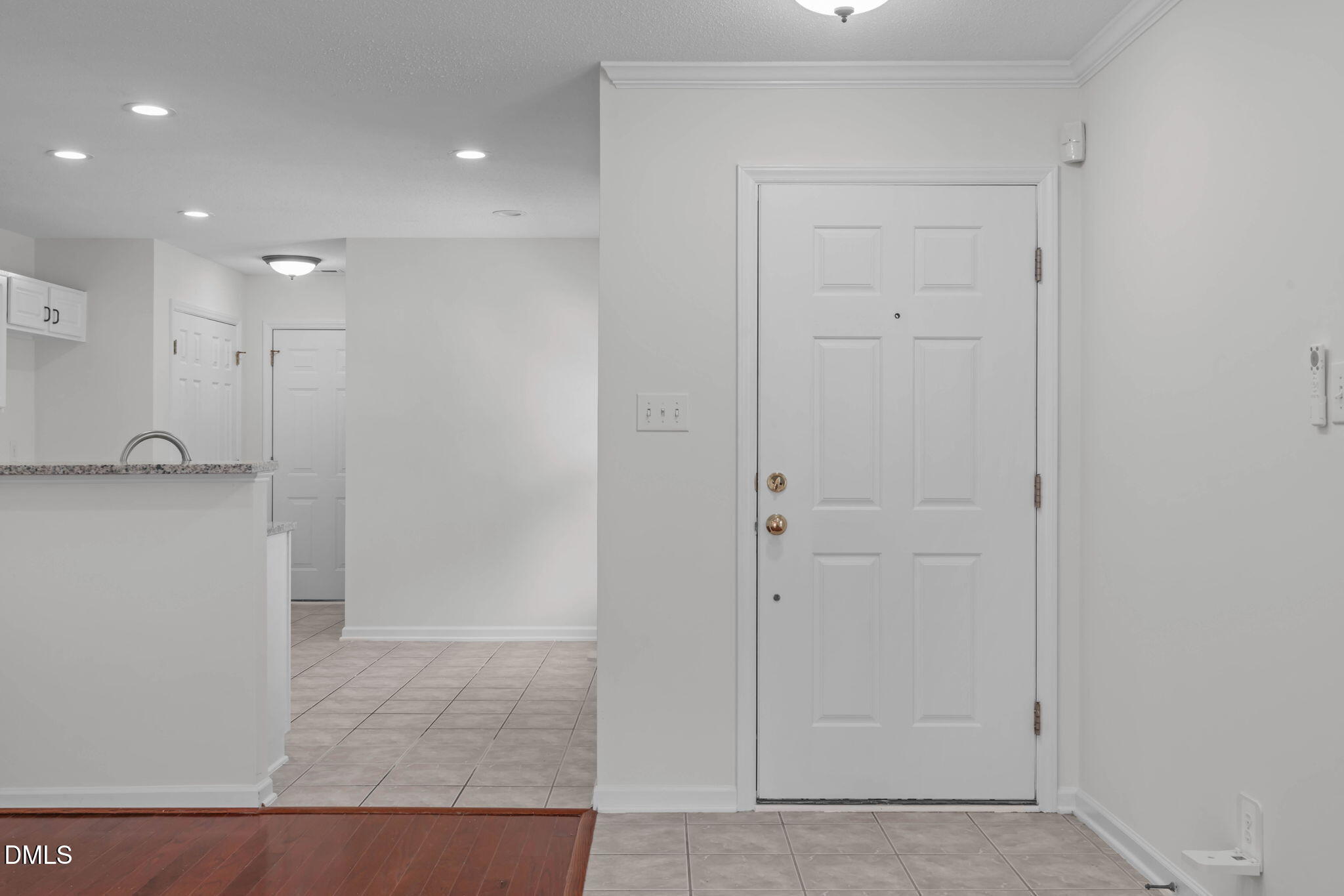 122 Student Place Property Photo 7