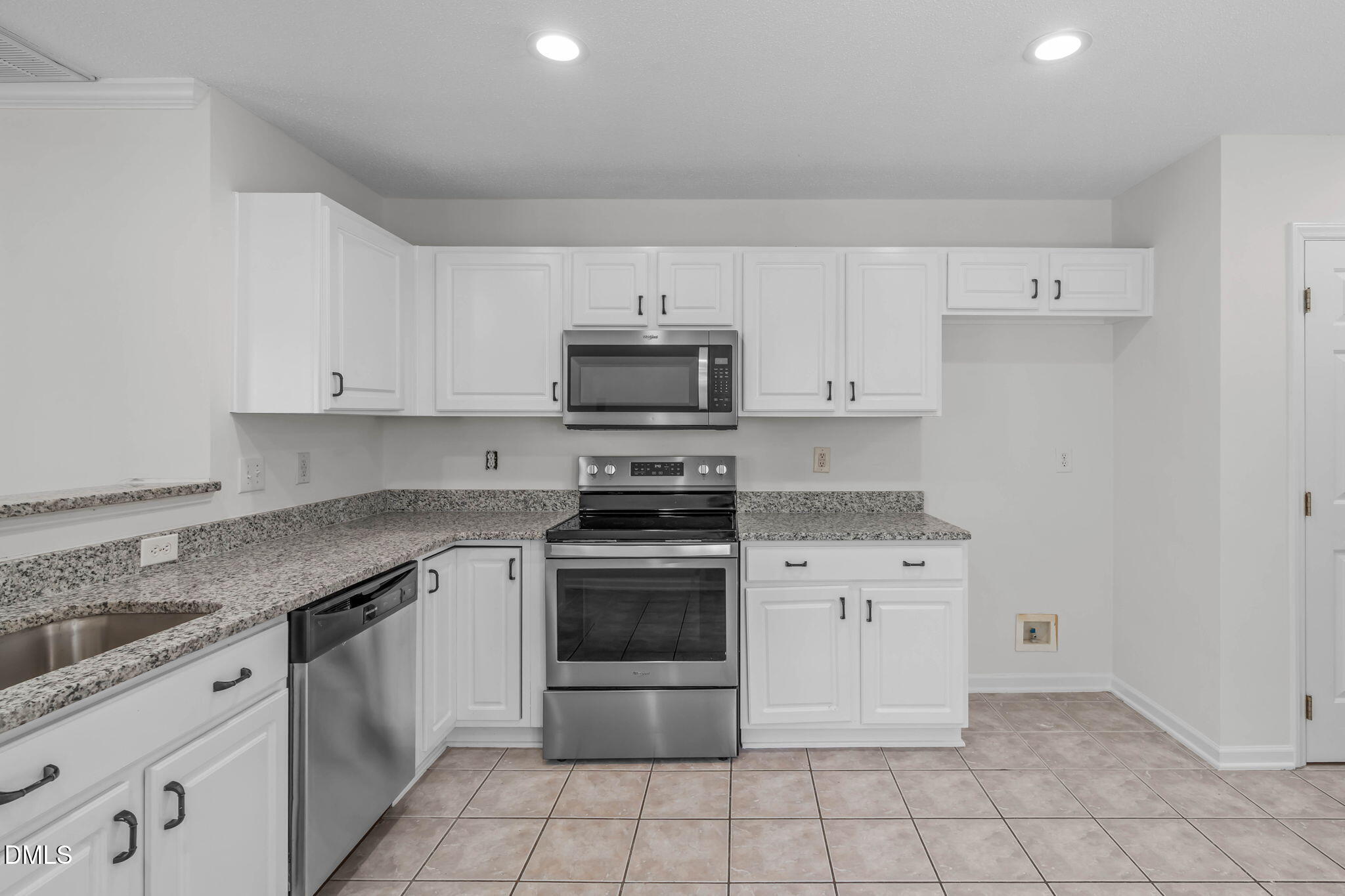 122 Student Place Property Photo 13