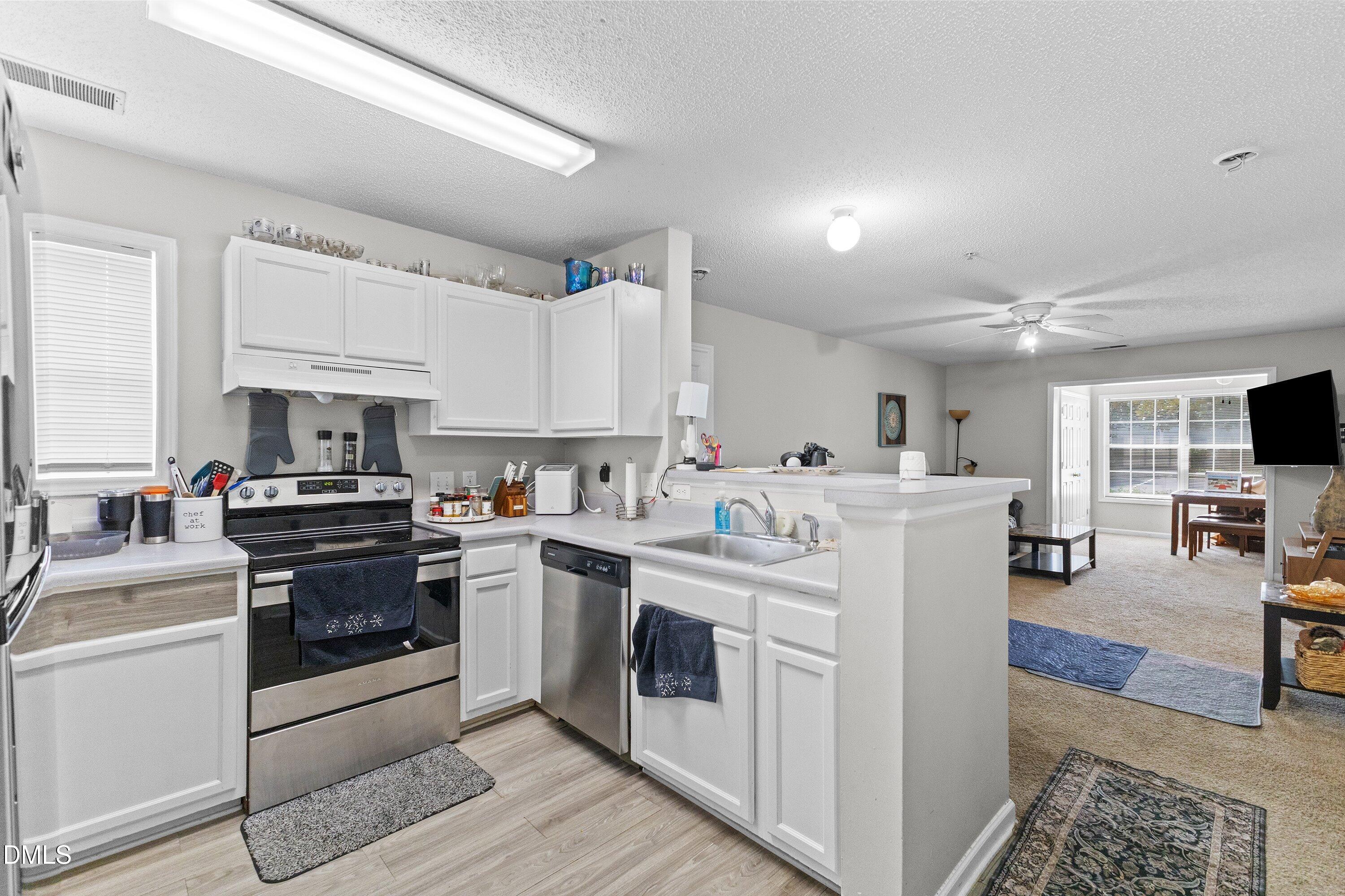 2010 Wolfmill Drive 104 Property Photo 3
