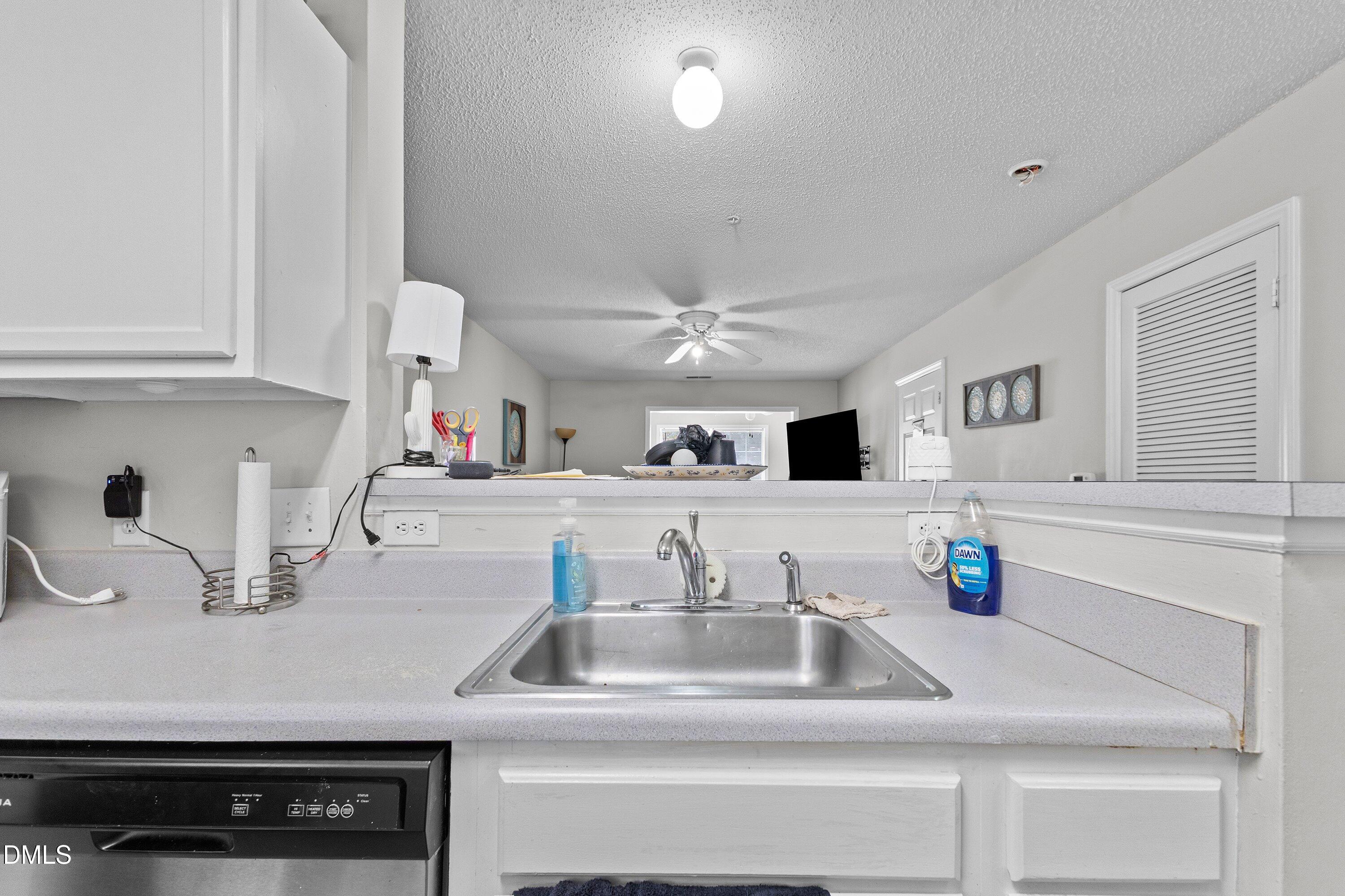 2010 Wolfmill Drive 104 Property Photo 4