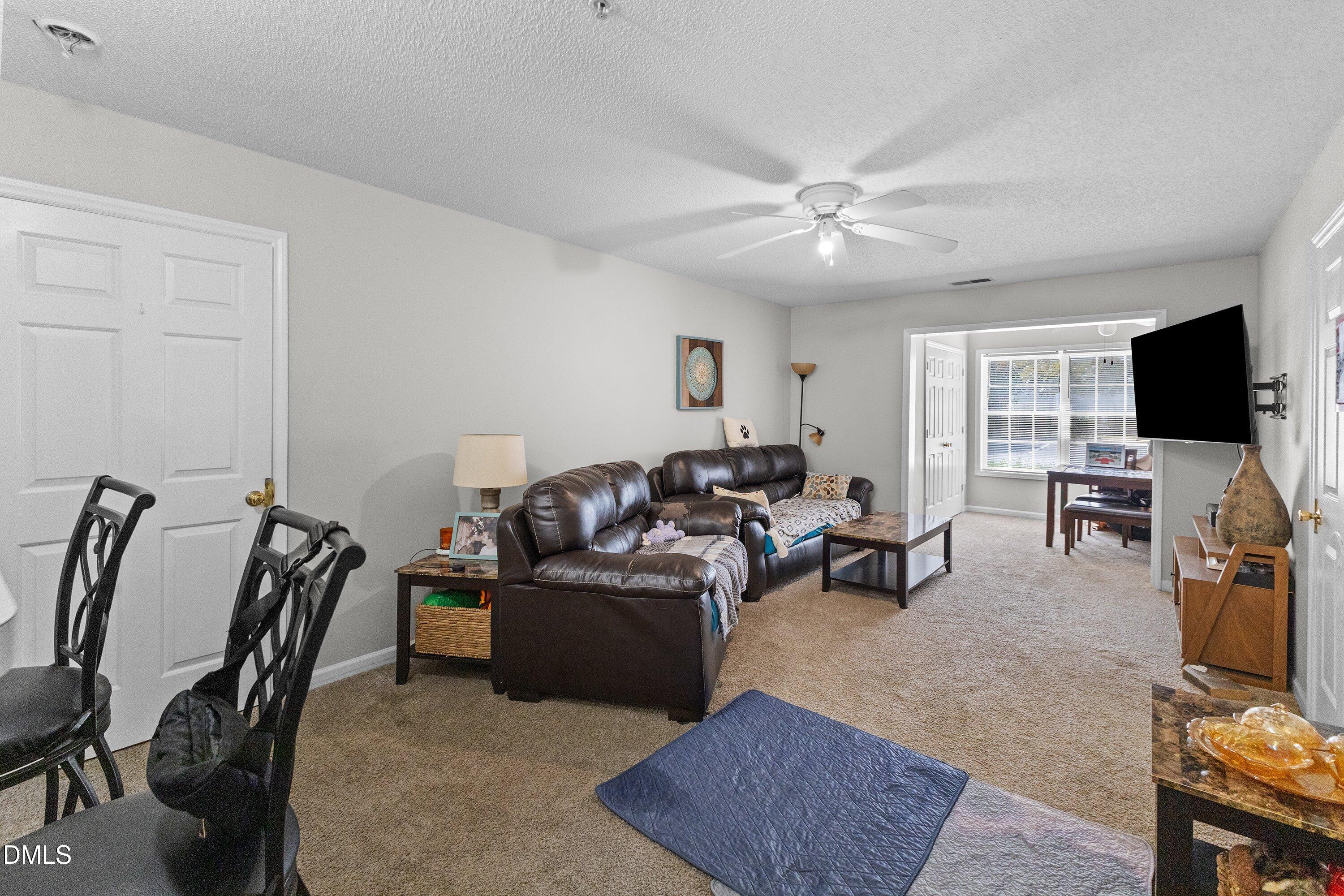 2010 Wolfmill Drive 104 Property Photo 6