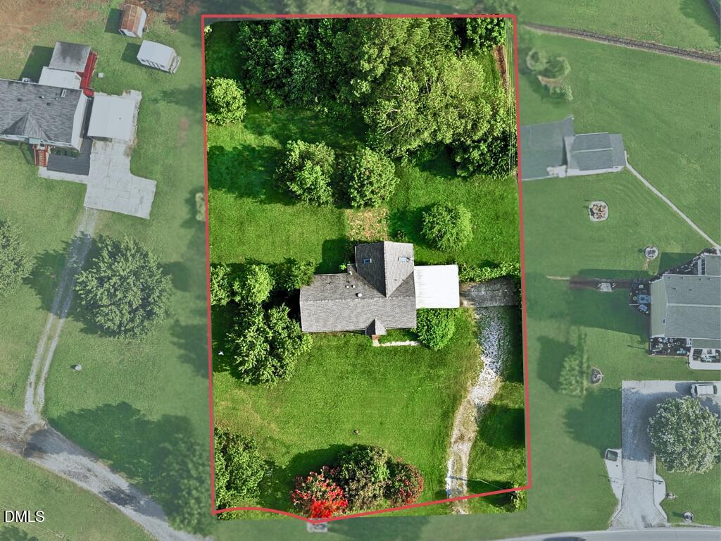 7912 Smith Road Property Photo 2
