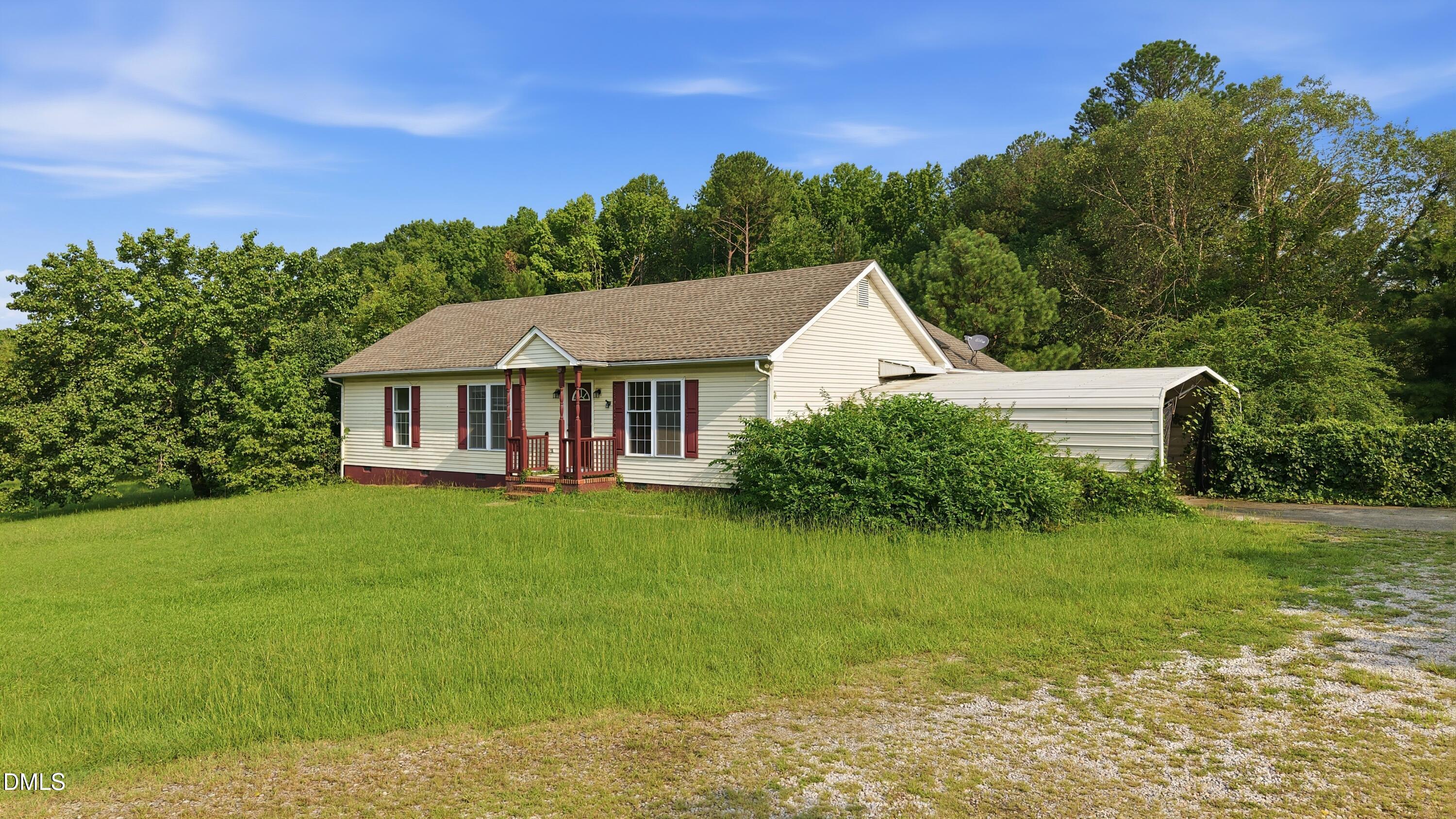 7912 Smith Road Property Photo 4