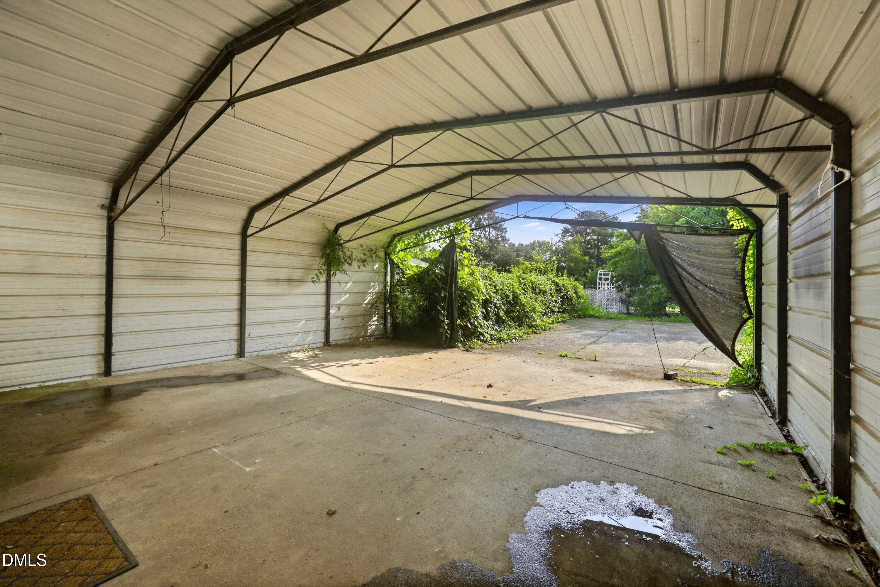 7912 Smith Road Property Photo 6